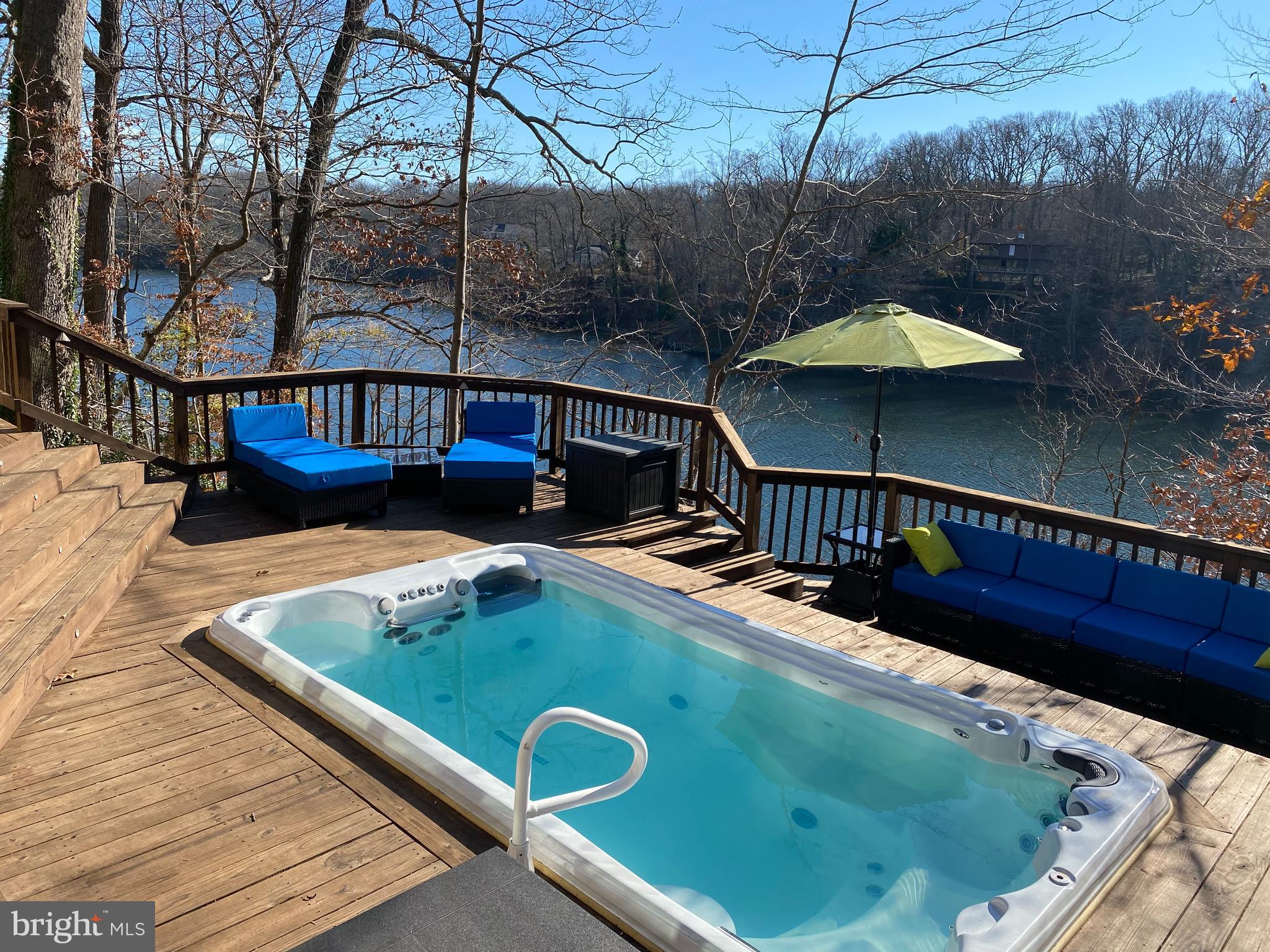 THE DOWNS - Residential