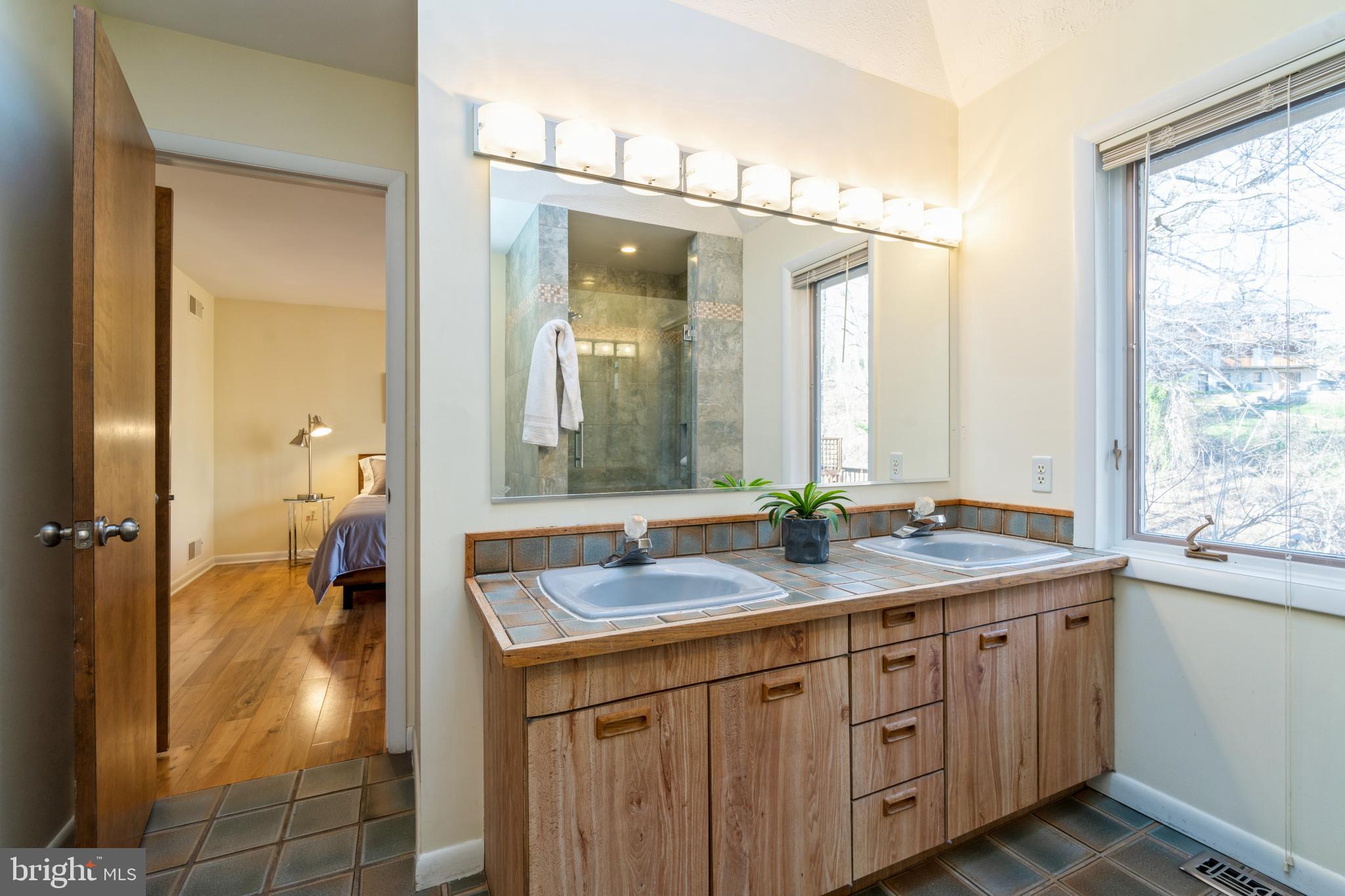 THE DOWNS - Residential