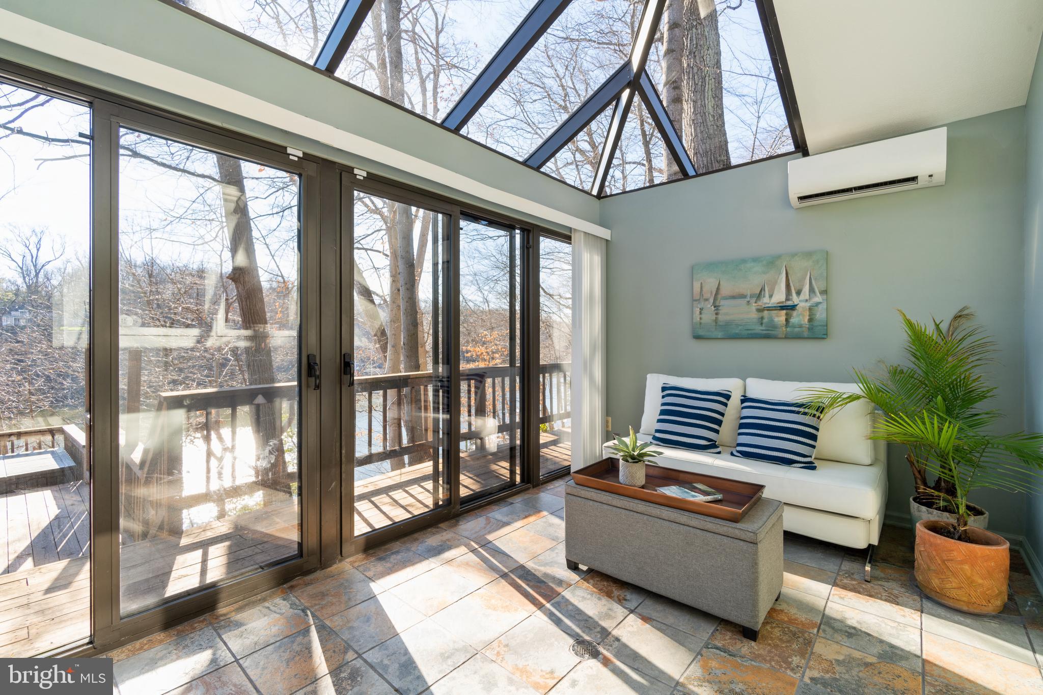 THE DOWNS - Residential