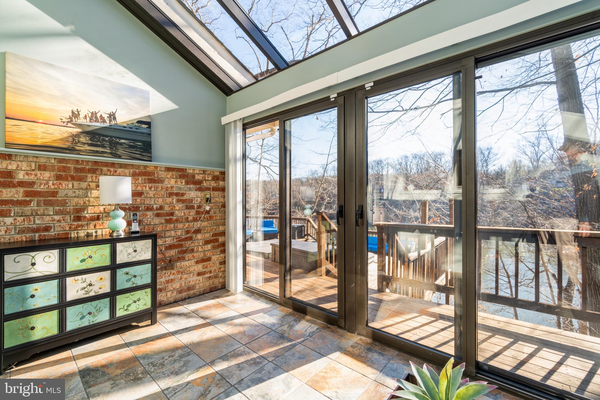 THE DOWNS - Residential