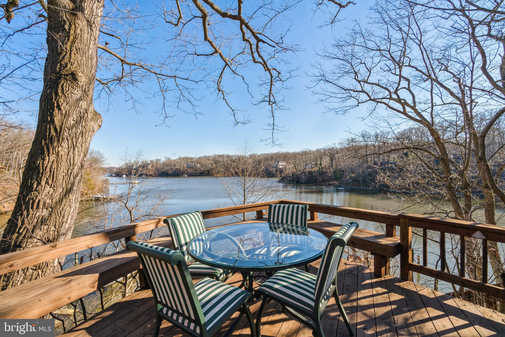 THE DOWNS - Residential