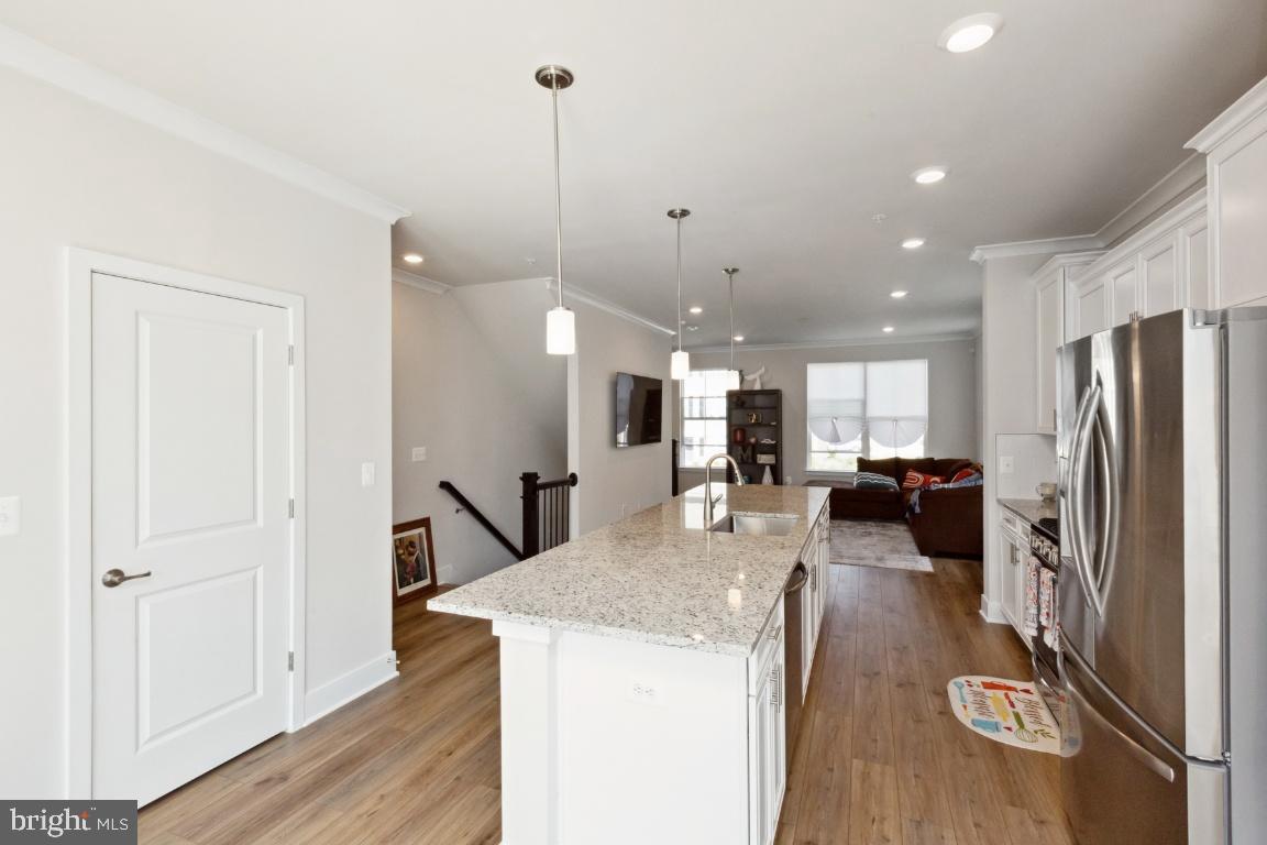 ST CHARLES TOWNS - Residential Lease