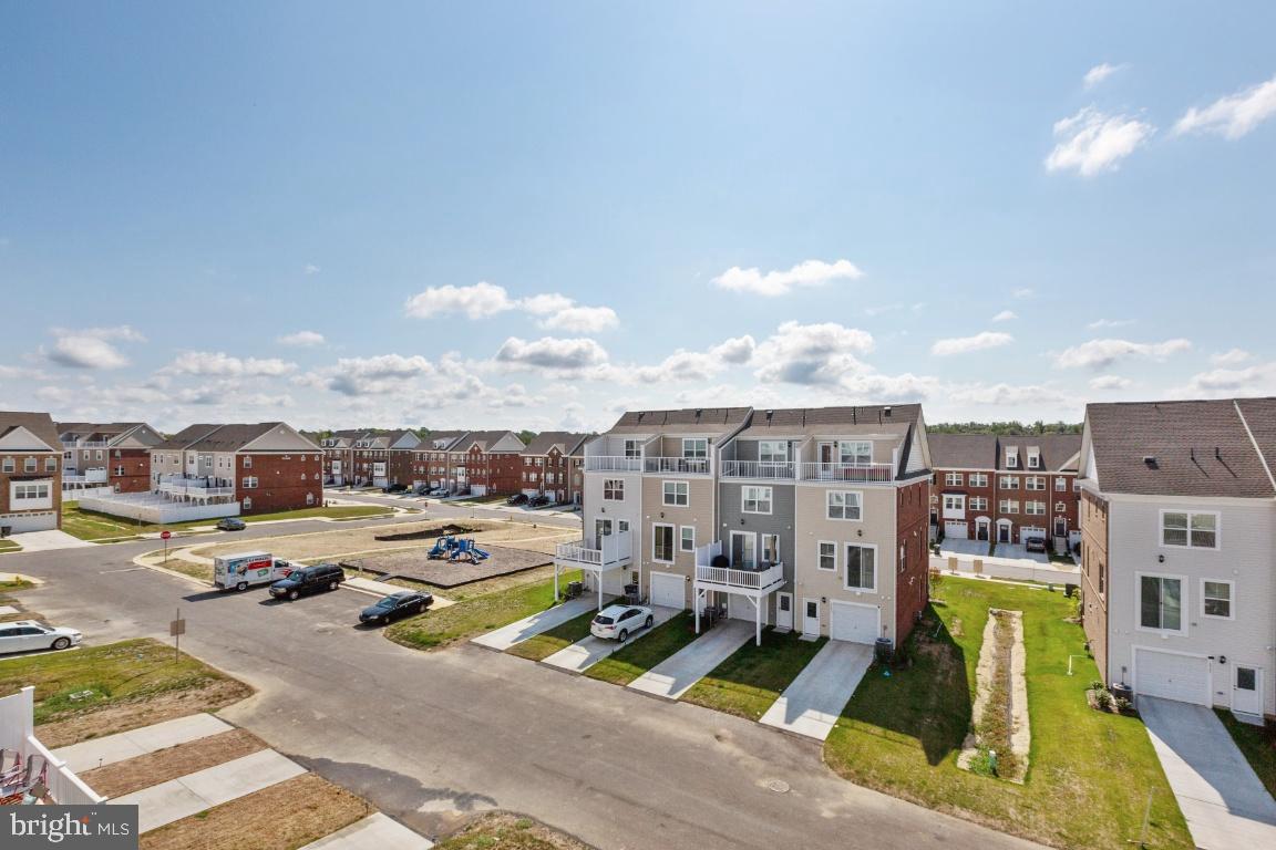 ST CHARLES TOWNS - Residential Lease