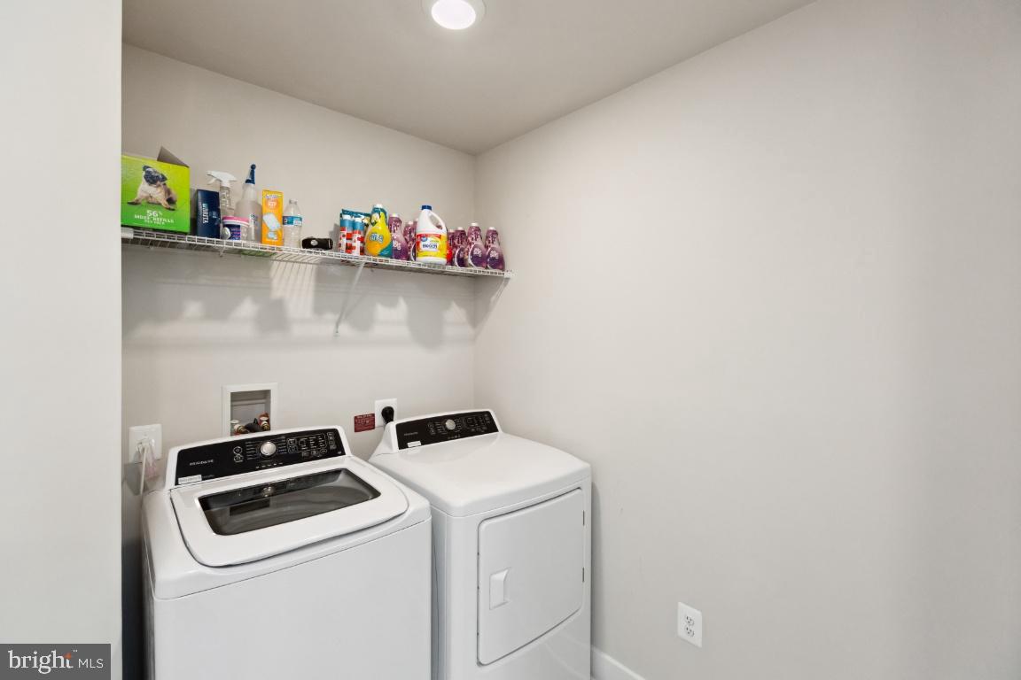 ST CHARLES TOWNS - Residential Lease