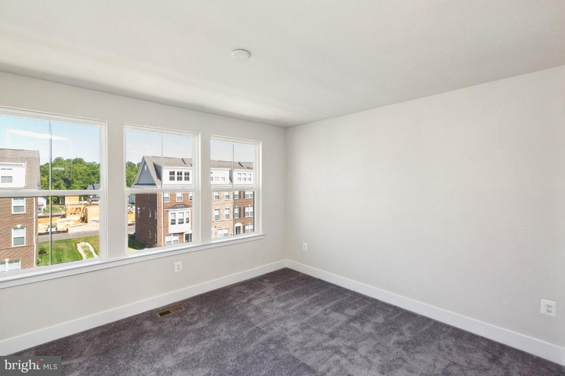 ST CHARLES TOWNS - Residential Lease