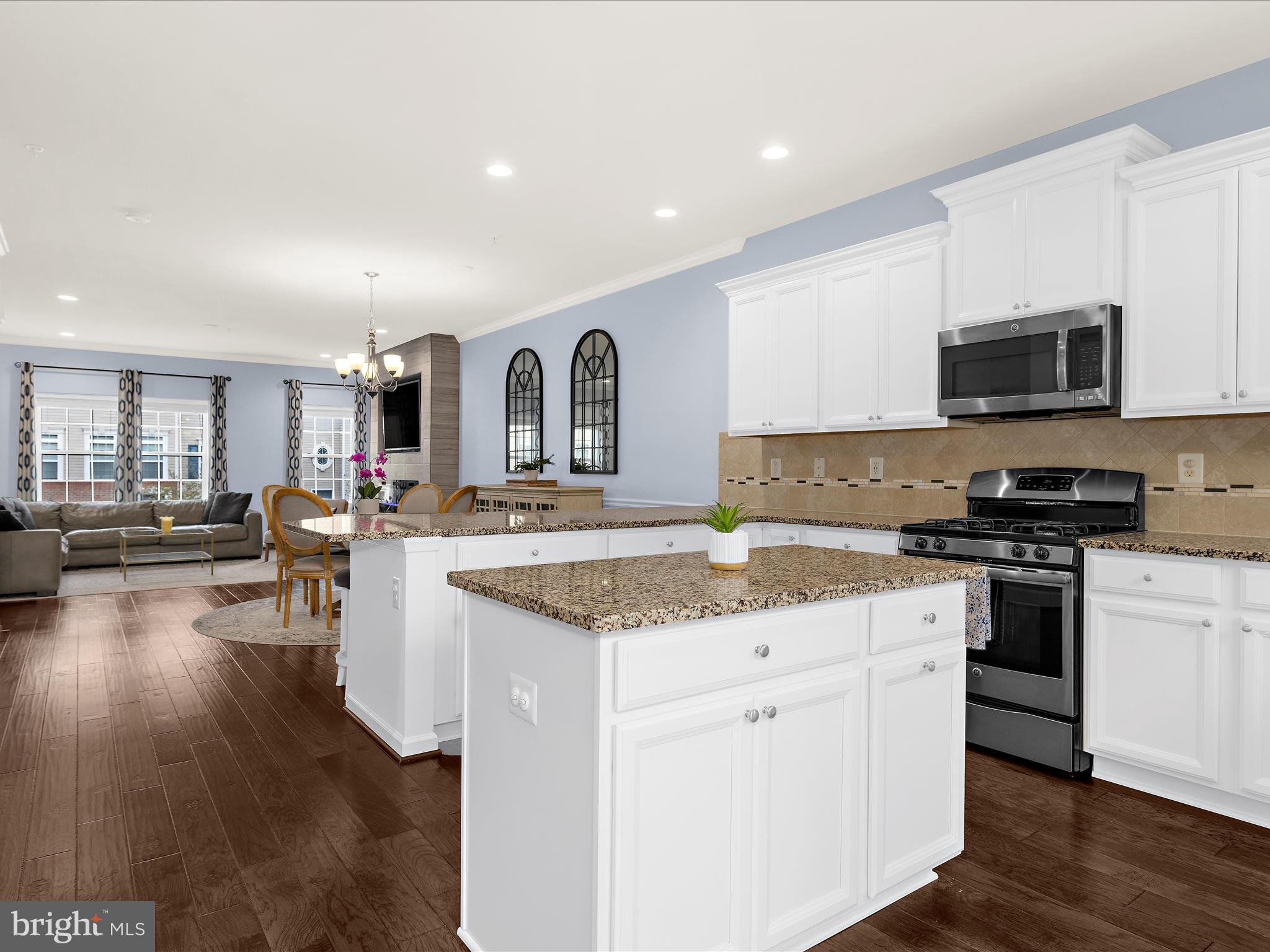 SUMMERFIELD VILLAGE - Residential