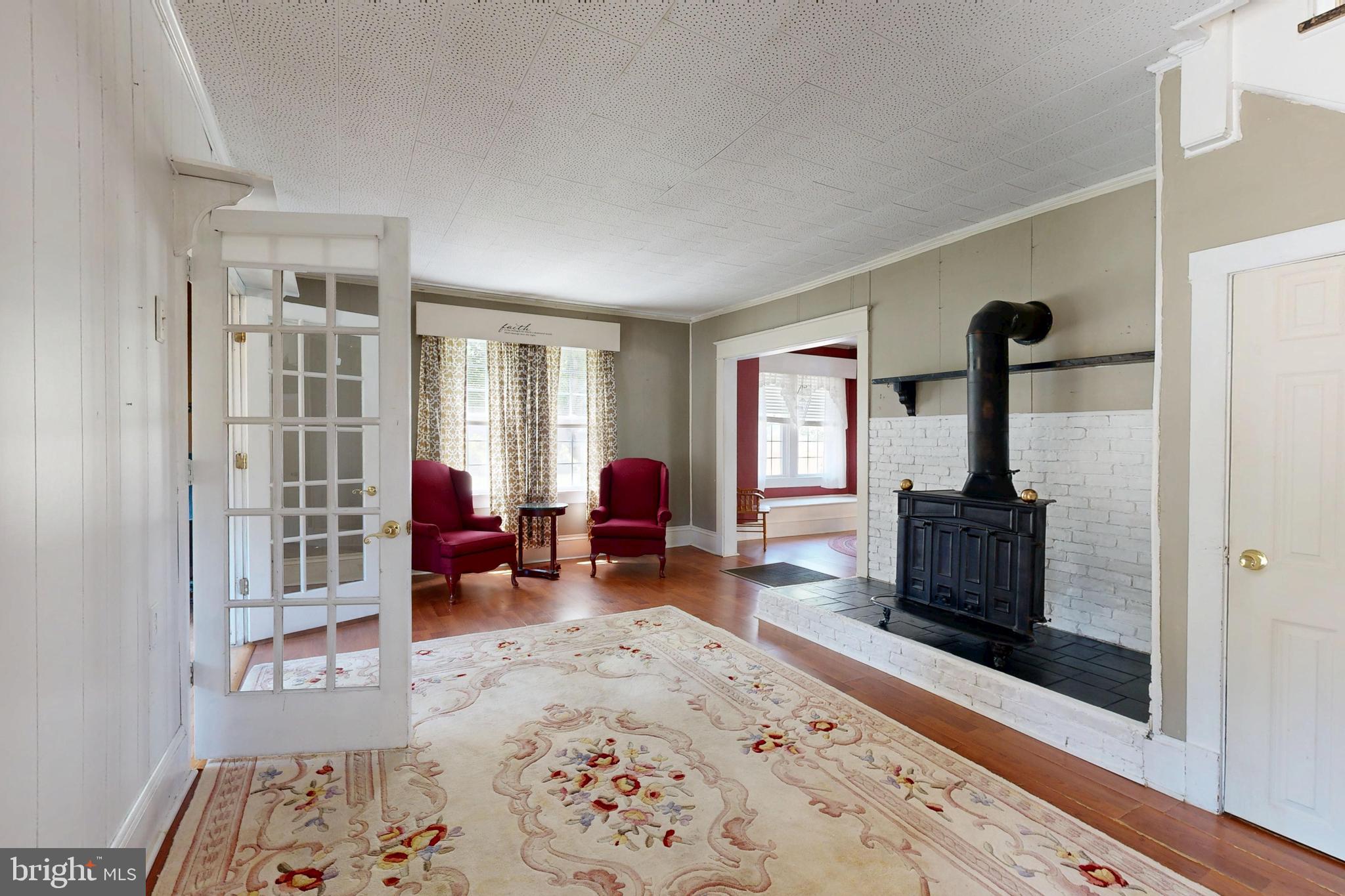 222 S 3RD STREET