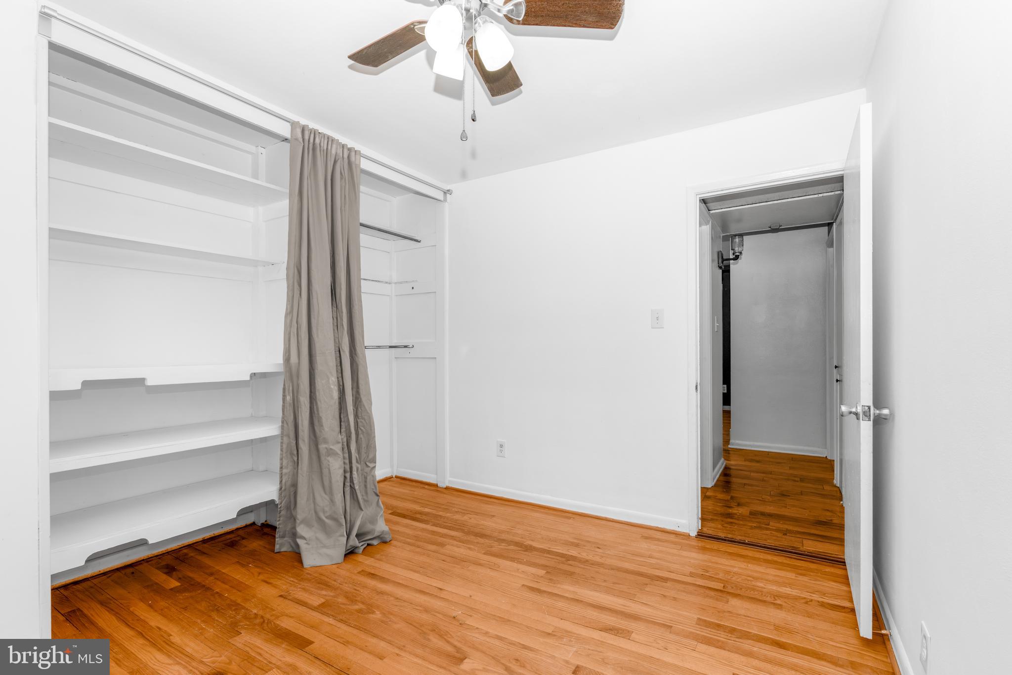 GREENBERRY HILLS - Residential