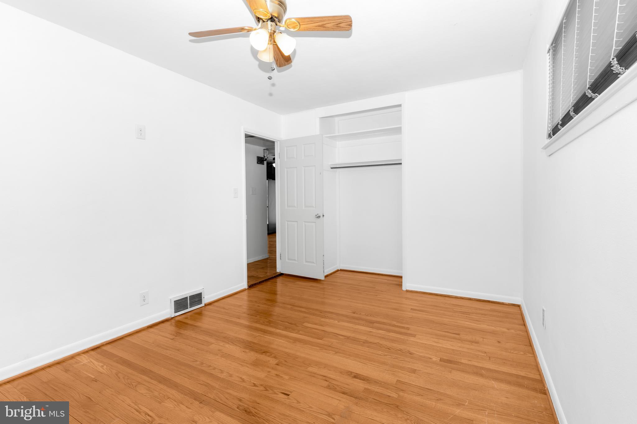 GREENBERRY HILLS - Residential