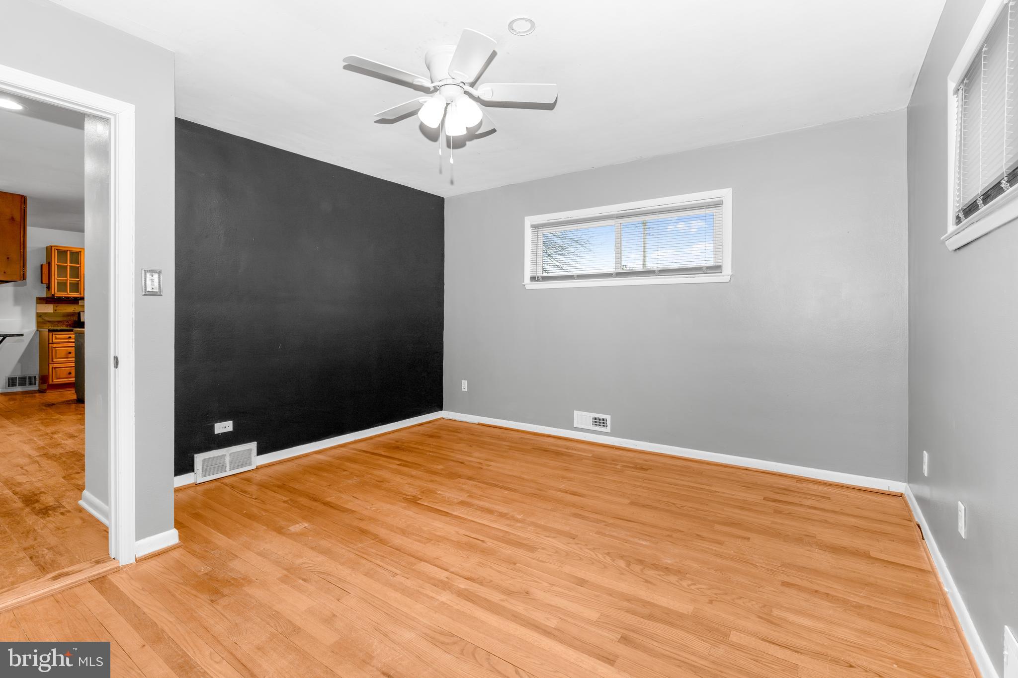 GREENBERRY HILLS - Residential