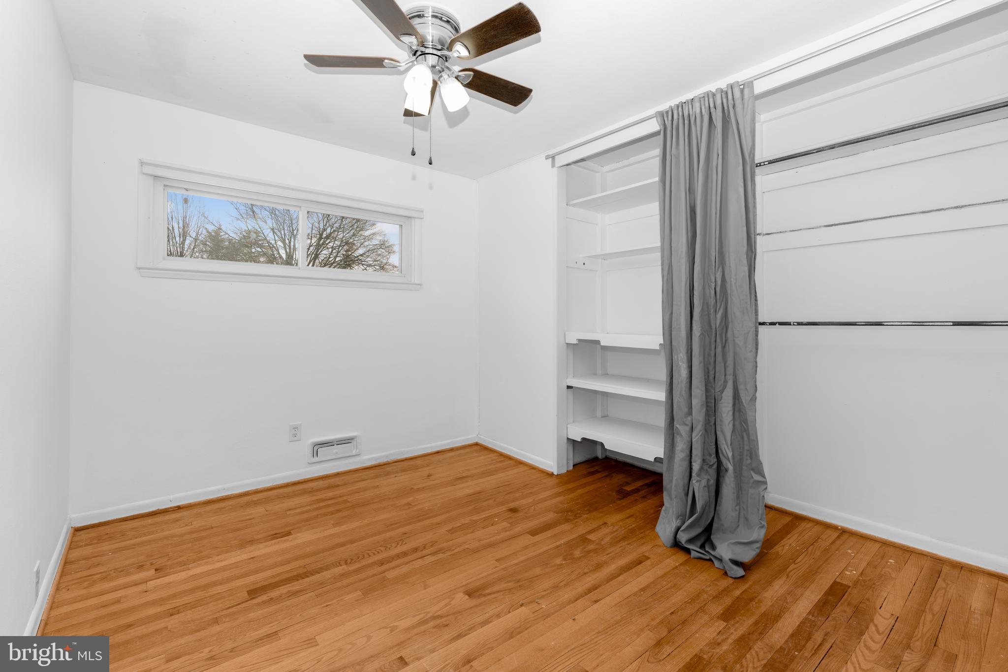 GREENBERRY HILLS - Residential