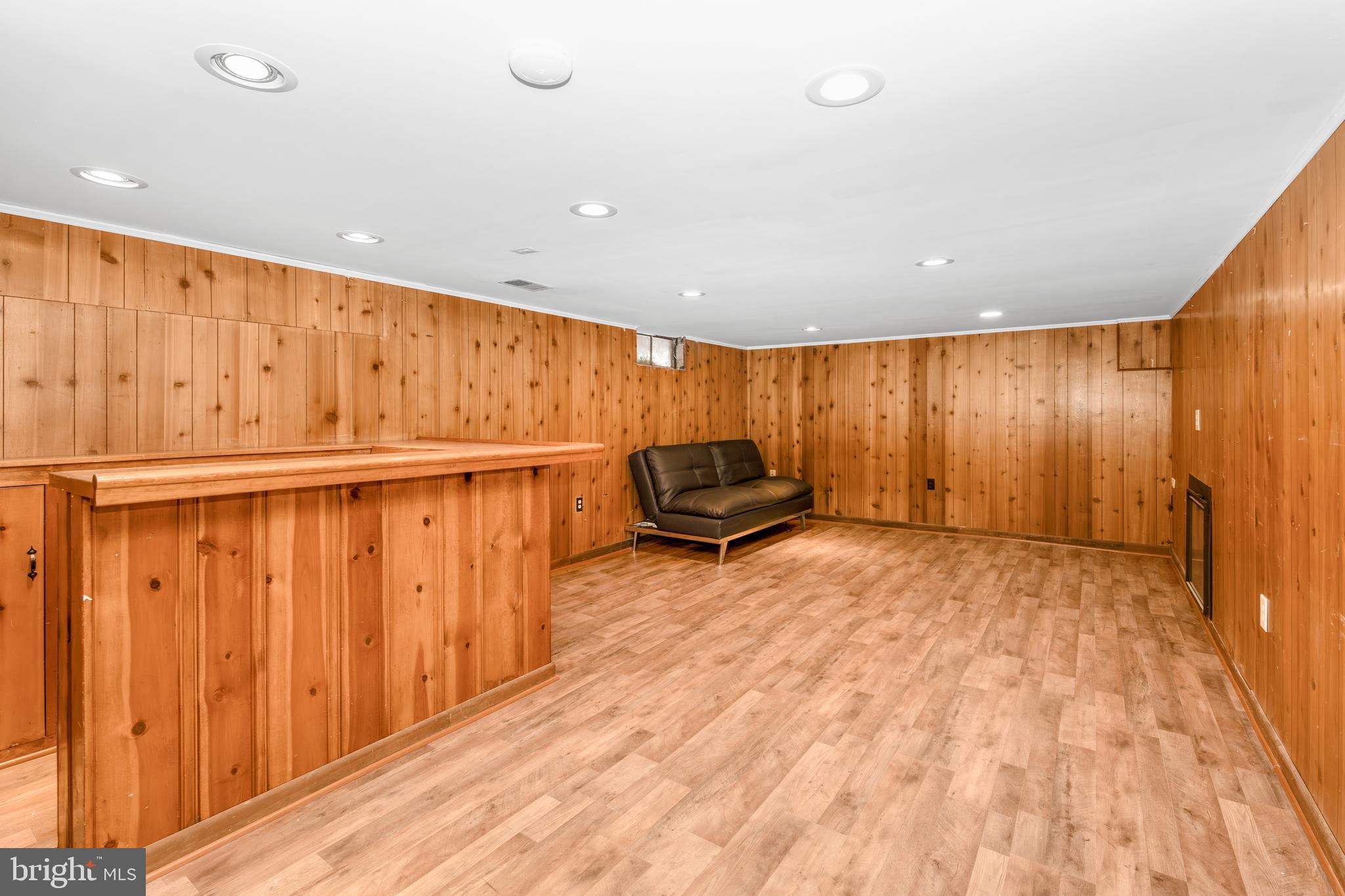 GREENBERRY HILLS - Residential