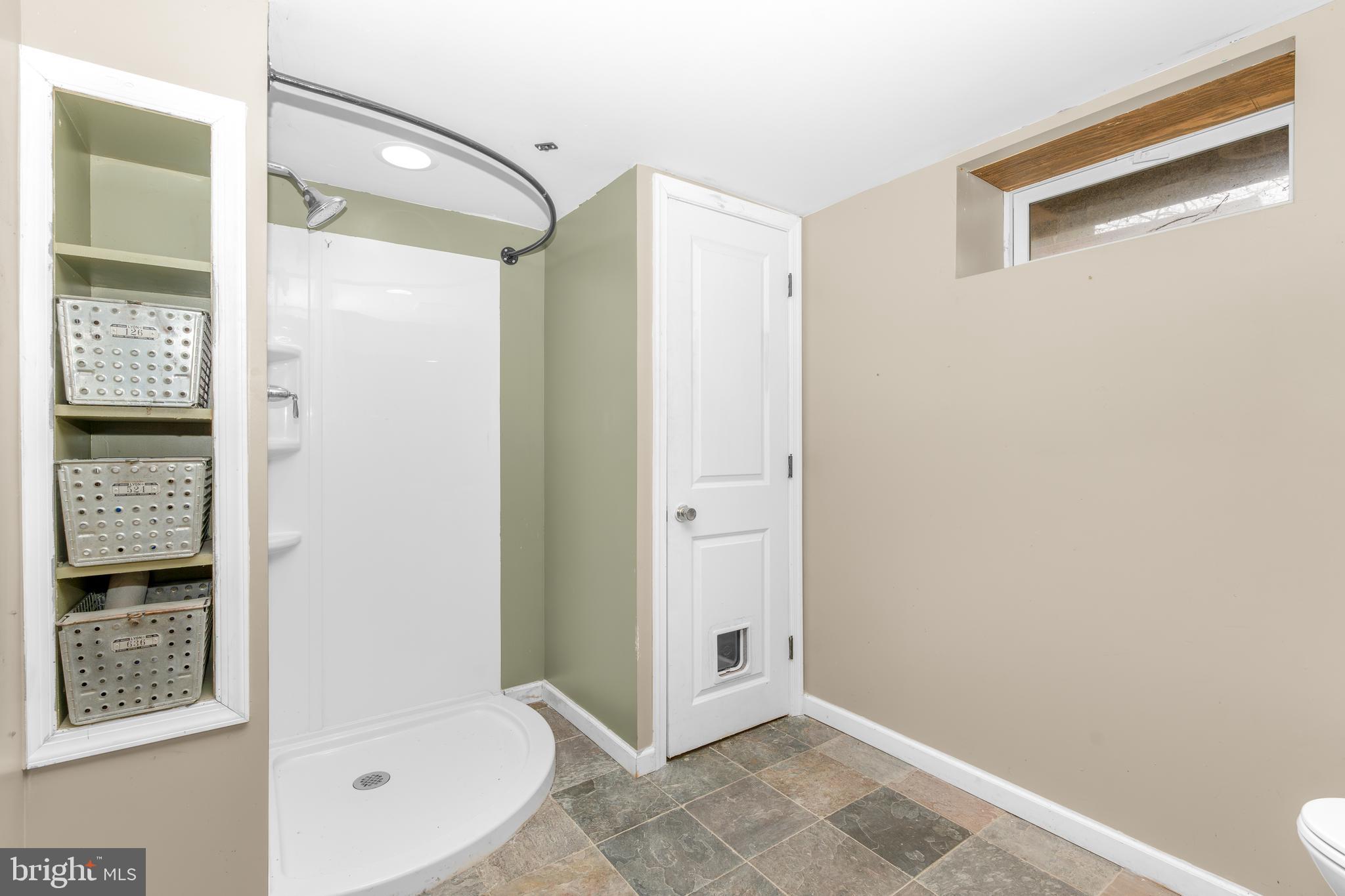 GREENBERRY HILLS - Residential