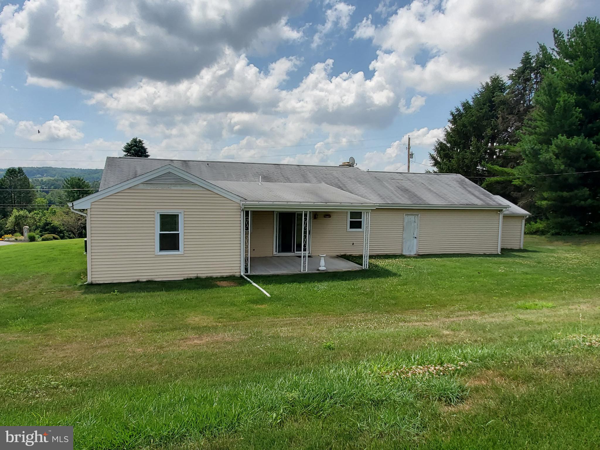 HICKORY HEIGHTS GOLF CLUB - Residential