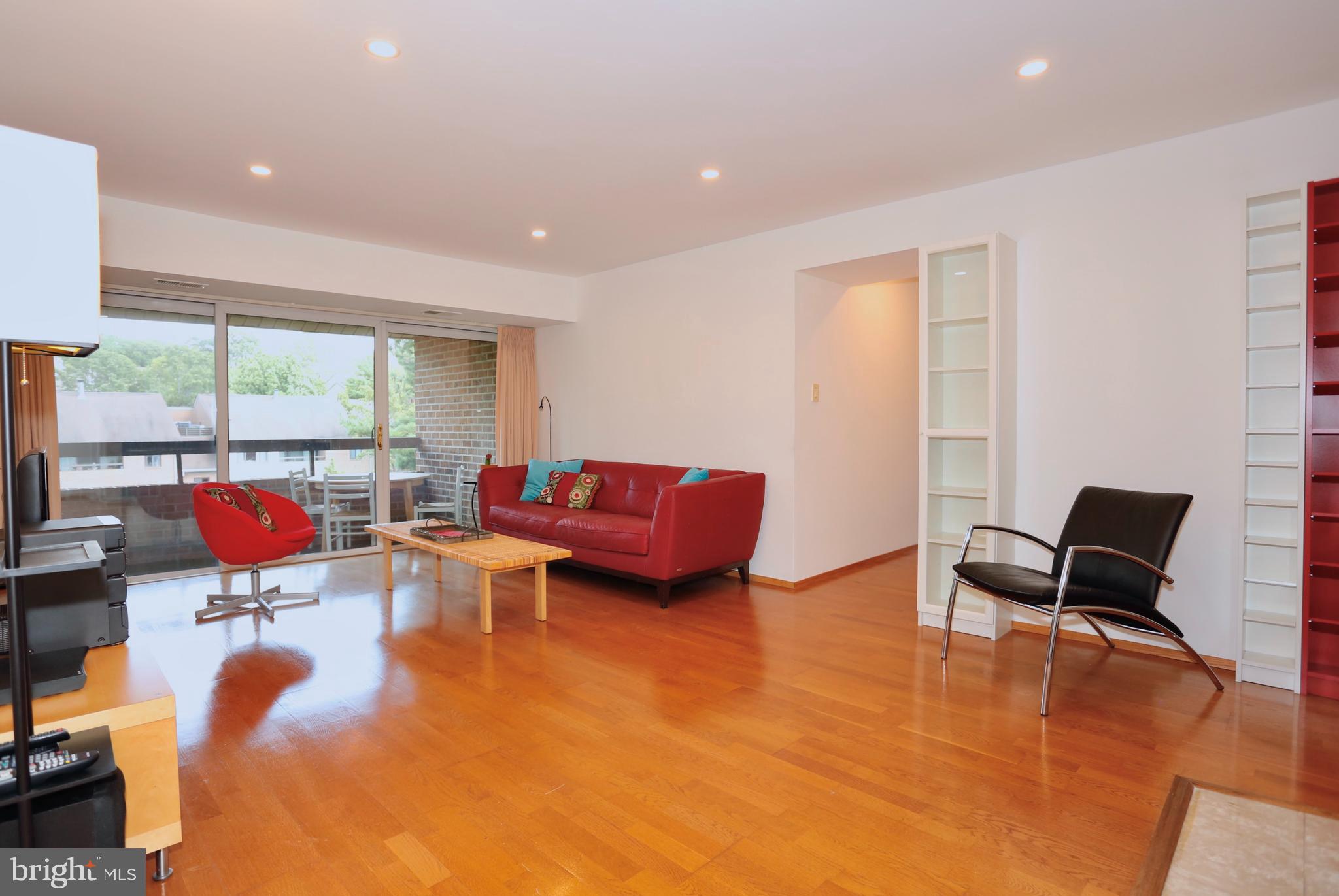 GEORGETOWN VILLAGE - Residential Lease