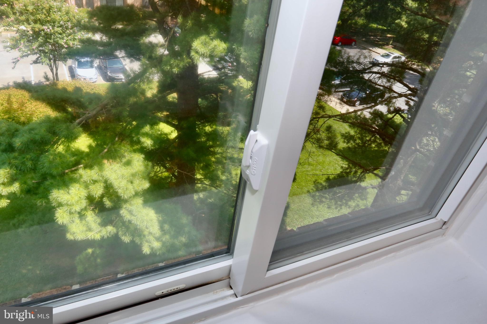 GEORGETOWN VILLAGE - Residential Lease