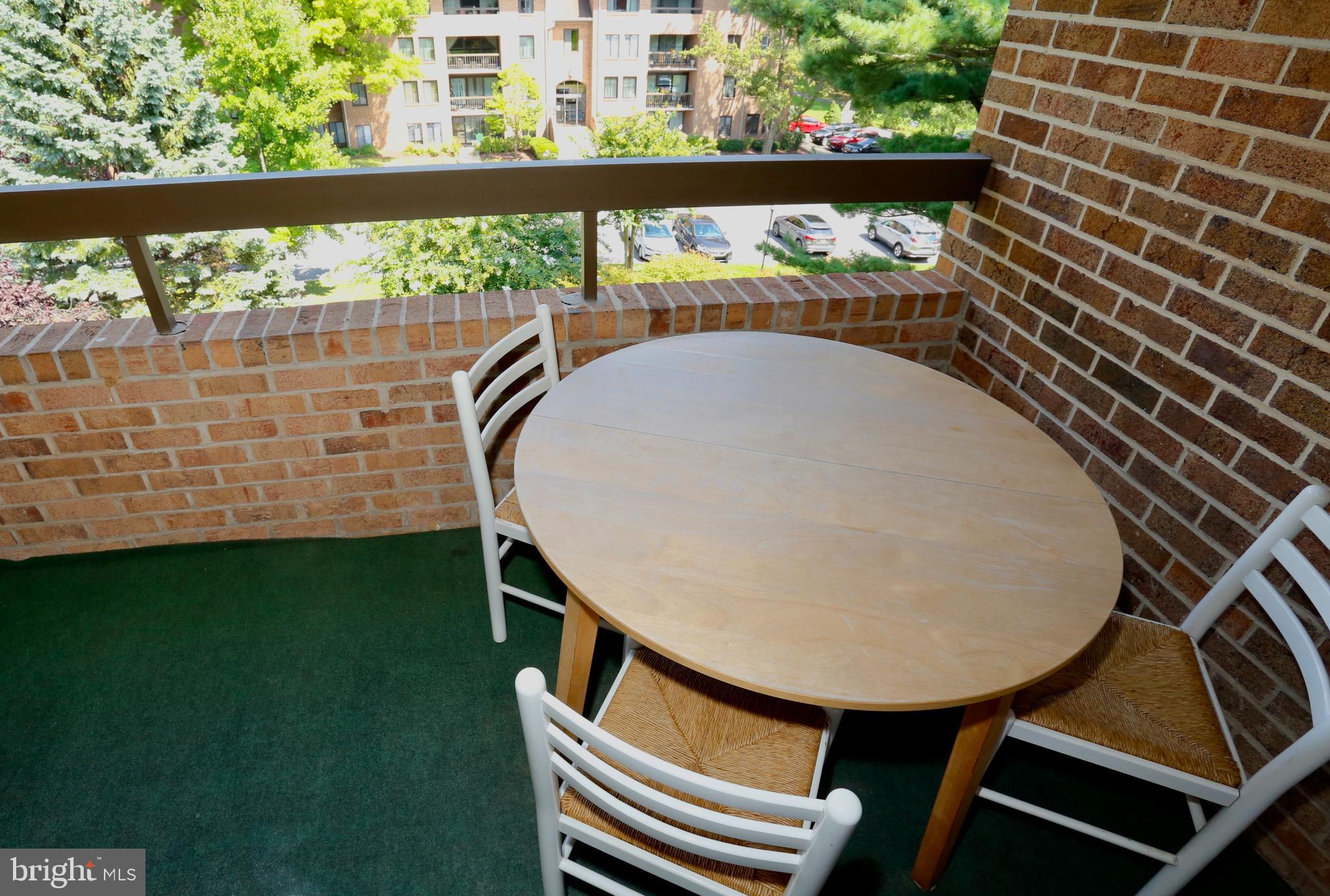 GEORGETOWN VILLAGE - Residential Lease