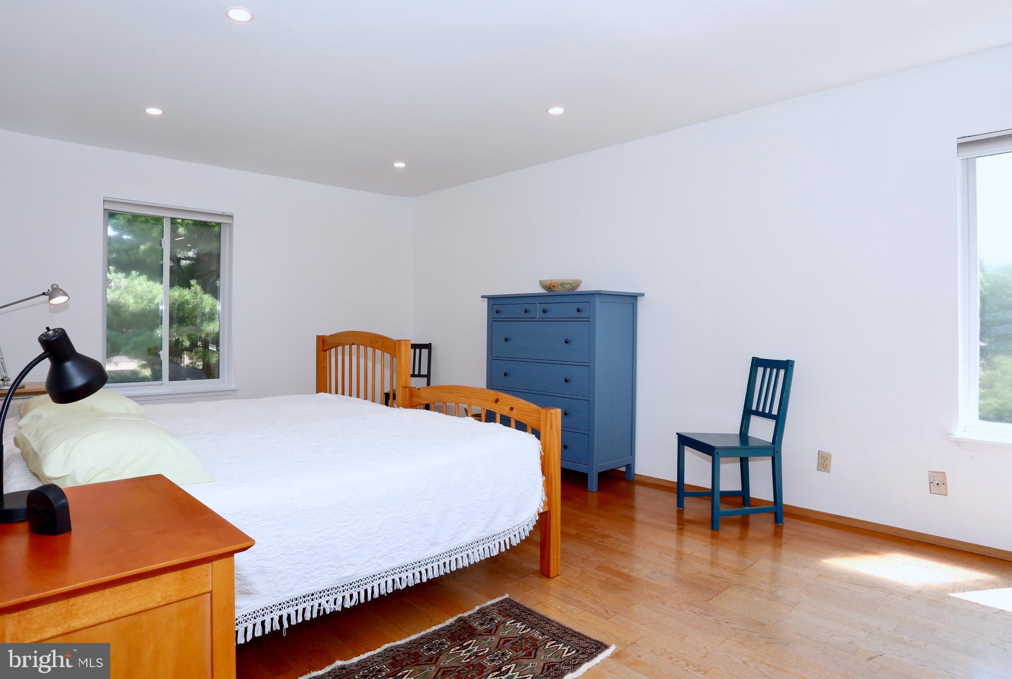 GEORGETOWN VILLAGE - Residential Lease