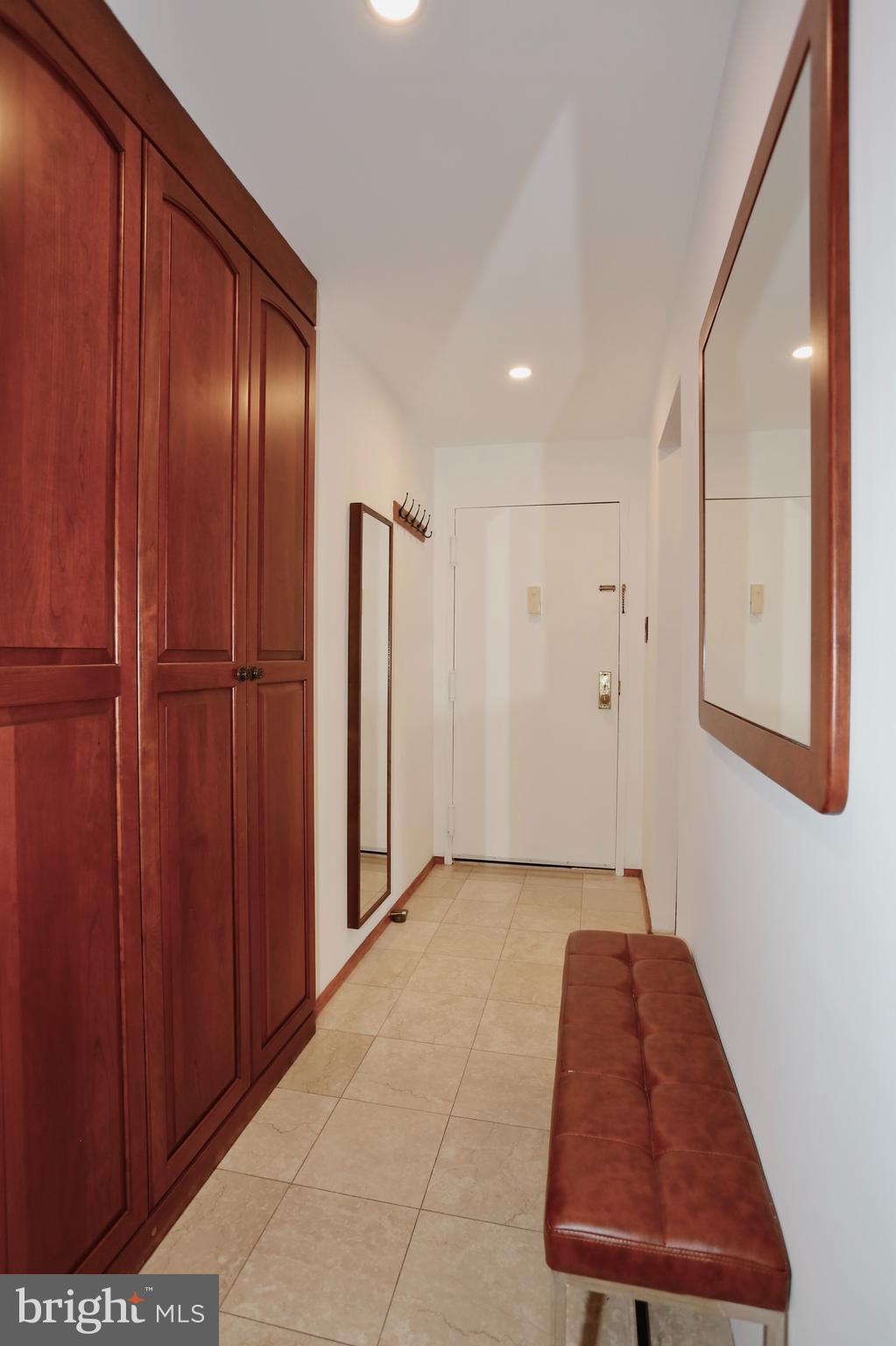 GEORGETOWN VILLAGE - Residential Lease