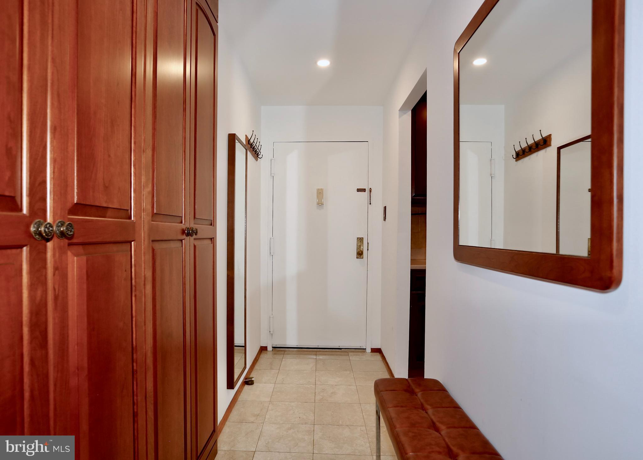 GEORGETOWN VILLAGE - Residential Lease