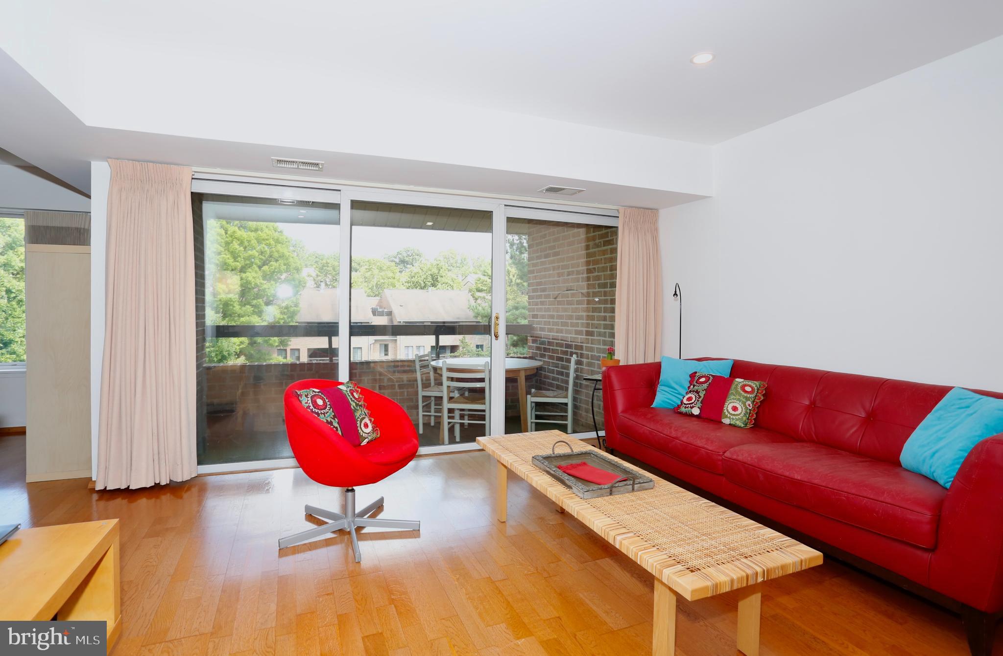 GEORGETOWN VILLAGE - Residential Lease