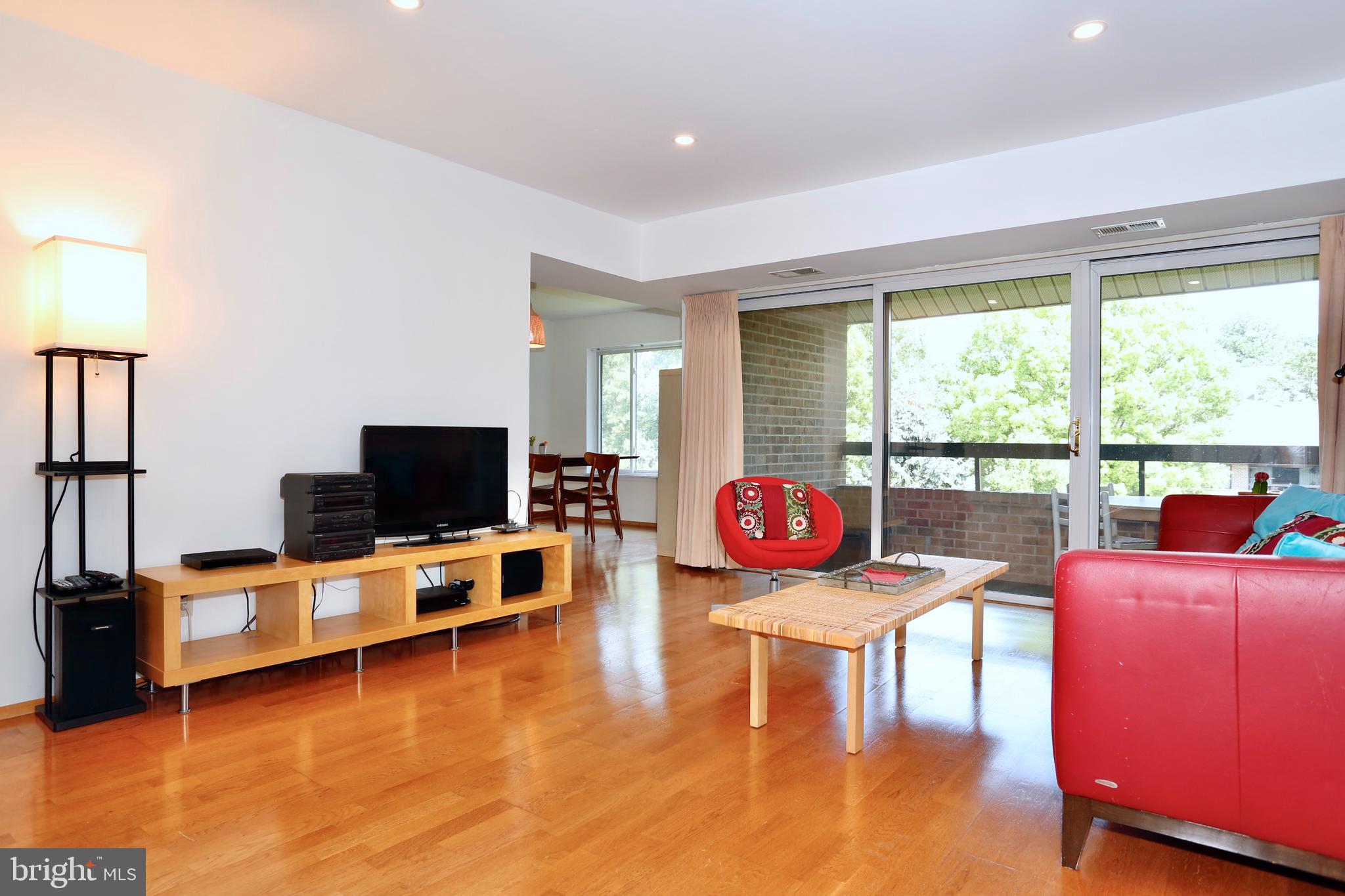 GEORGETOWN VILLAGE - Residential Lease