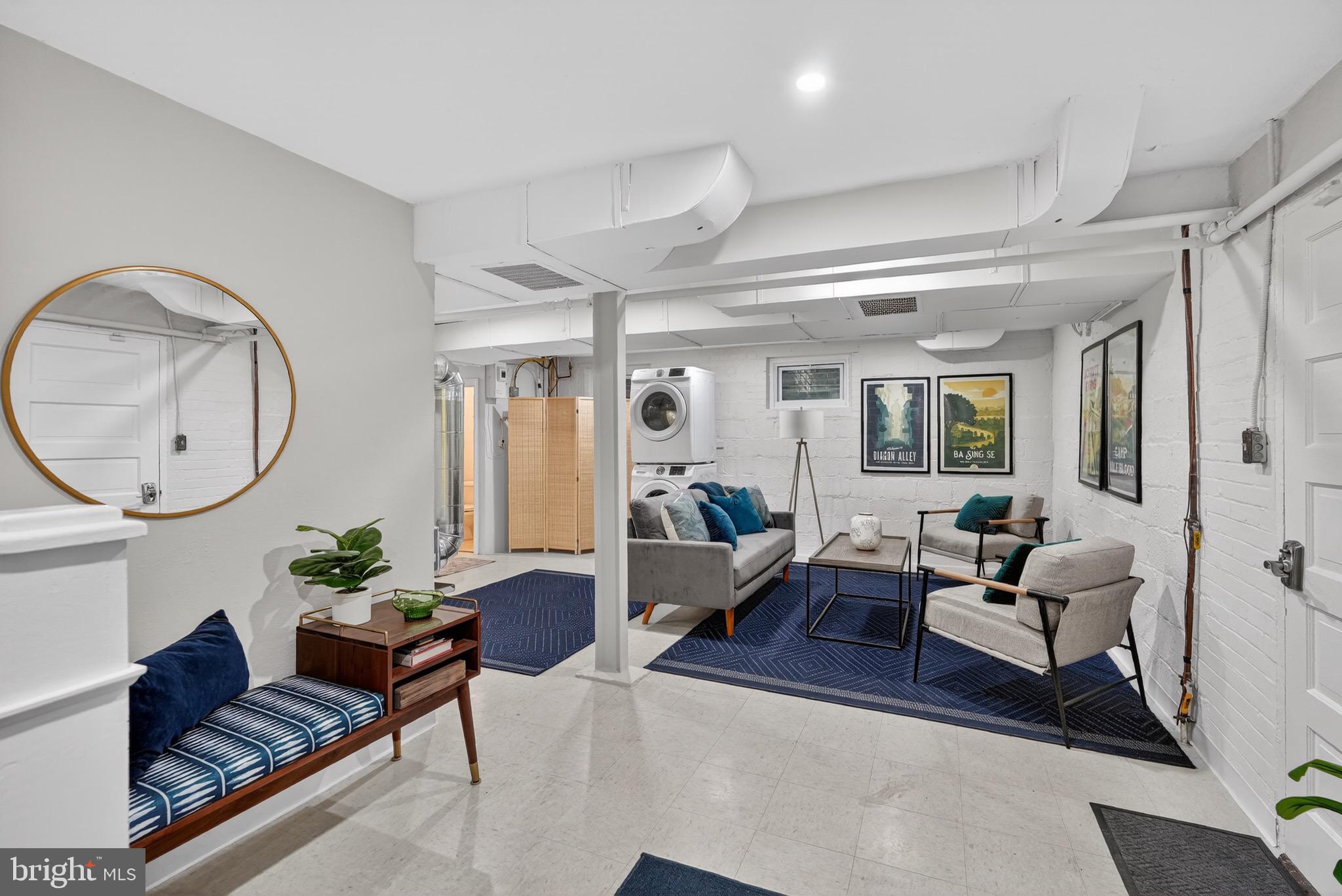 ROLLINGWOOD - Residential