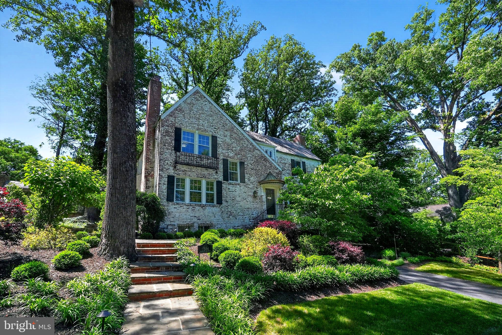 ROLLINGWOOD - Residential