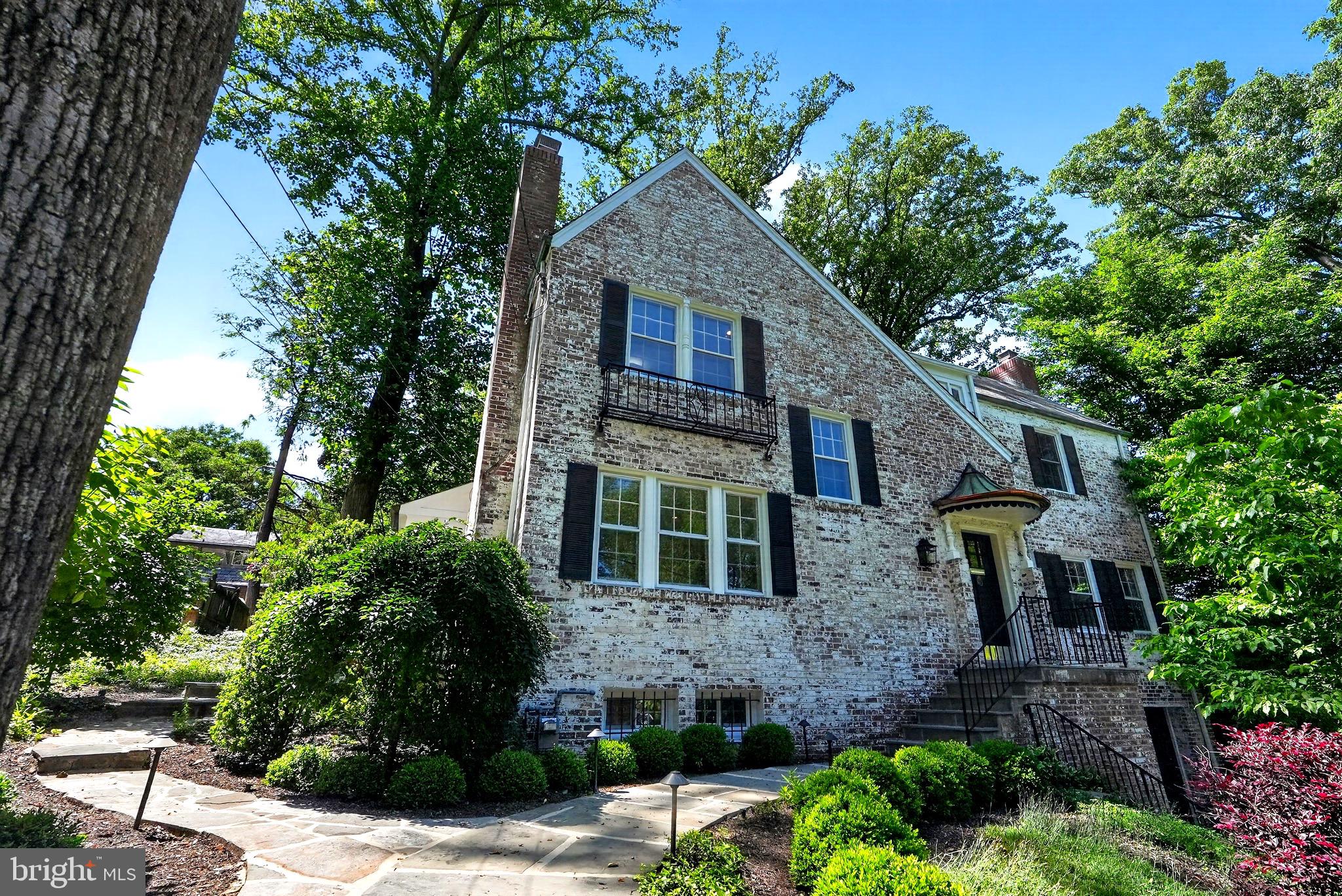 ROLLINGWOOD - Residential