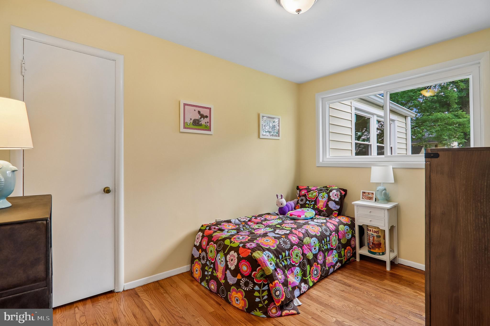 WHEATON CREST - Residential