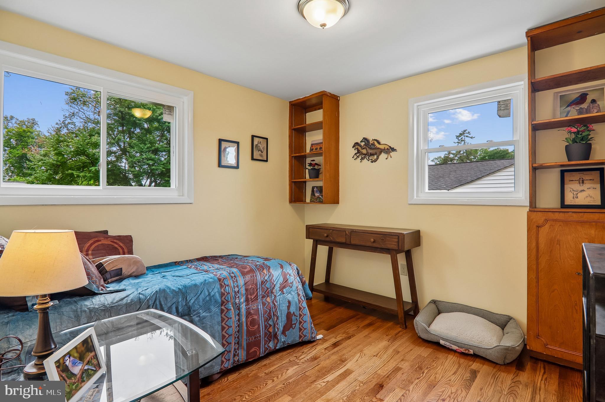 WHEATON CREST - Residential