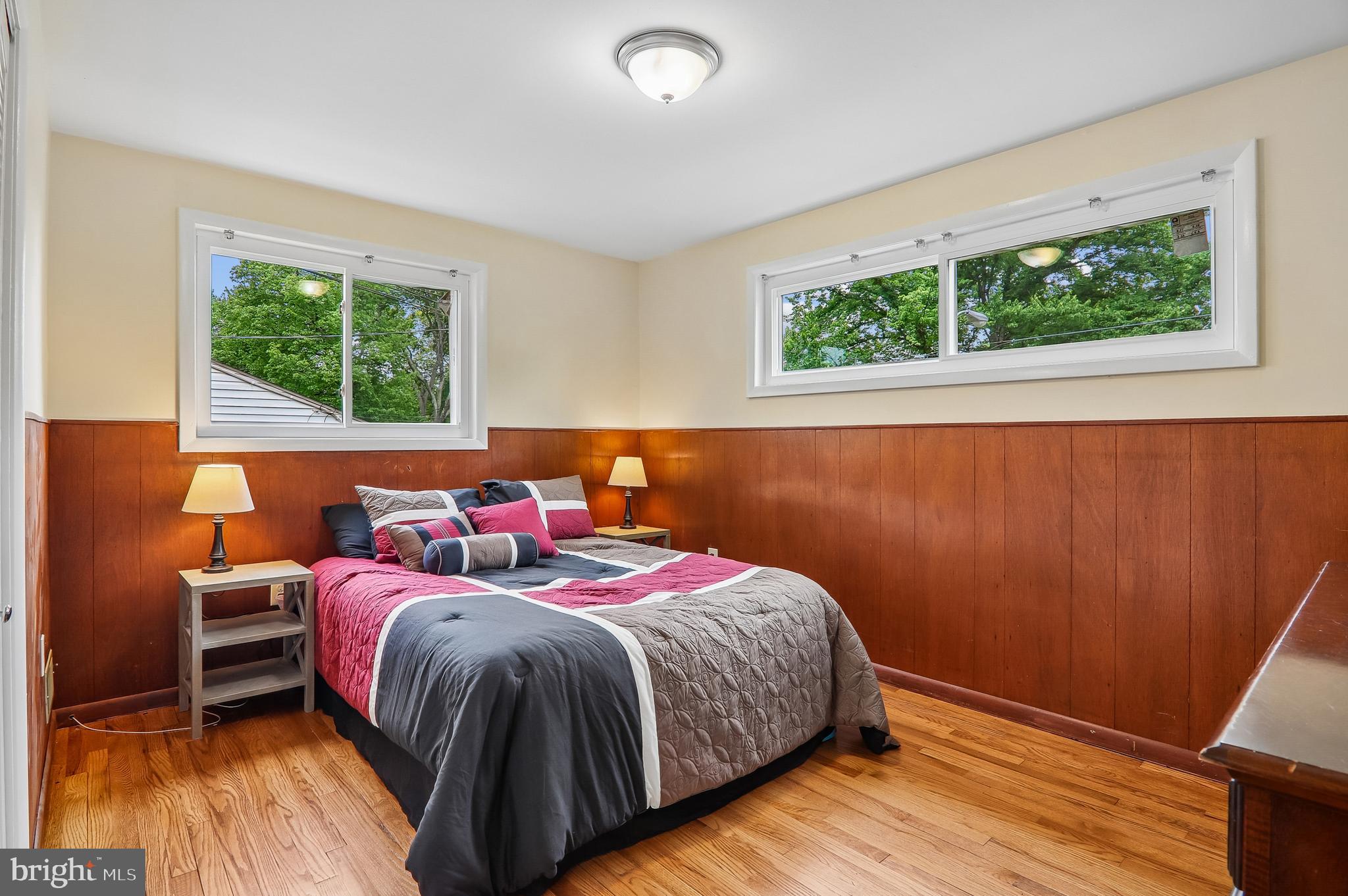 WHEATON CREST - Residential