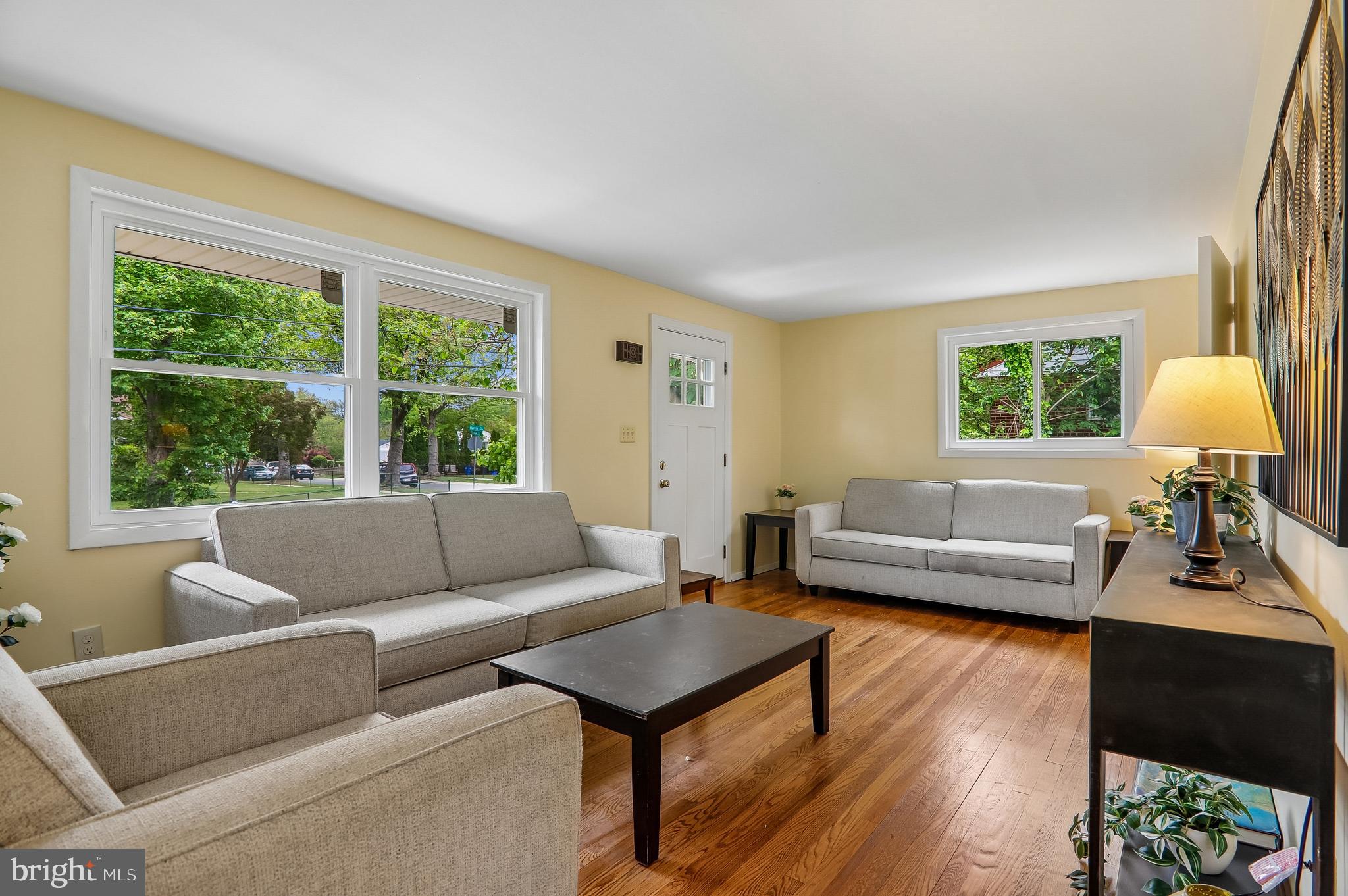 WHEATON CREST - Residential