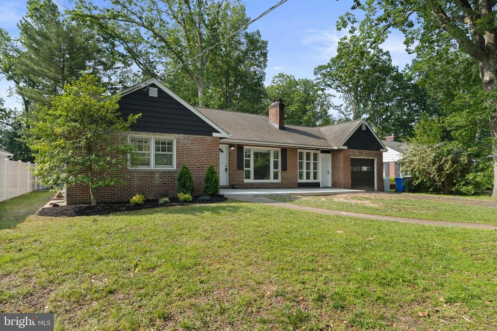Photo of 237 Adams Avenue, PITMAN, NJ 08071 (MLS # NJGL2061088)