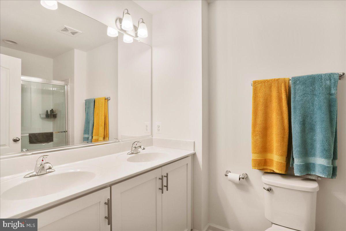 WHISPERING PINES - Residential Lease