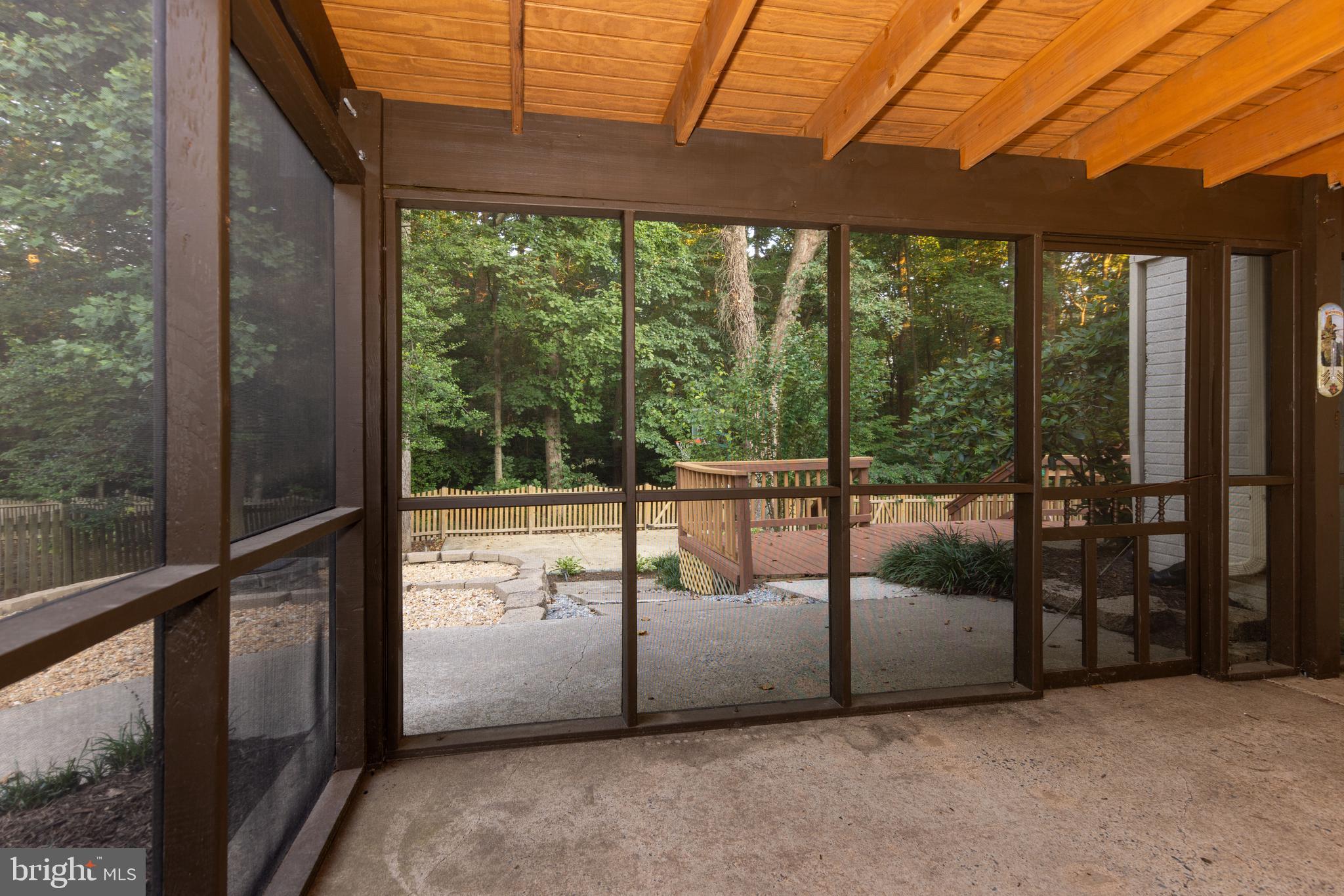 CROSSPOINTE - Residential