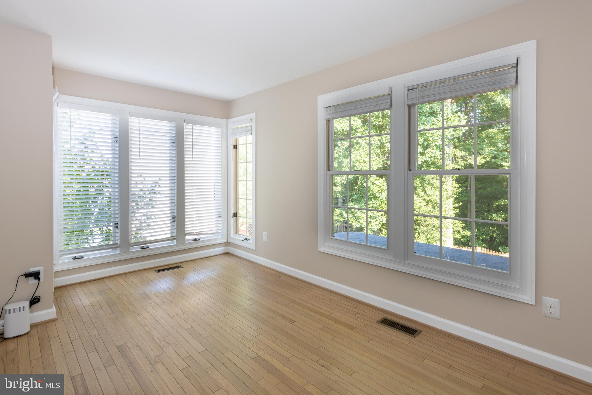 CROSSPOINTE - Residential