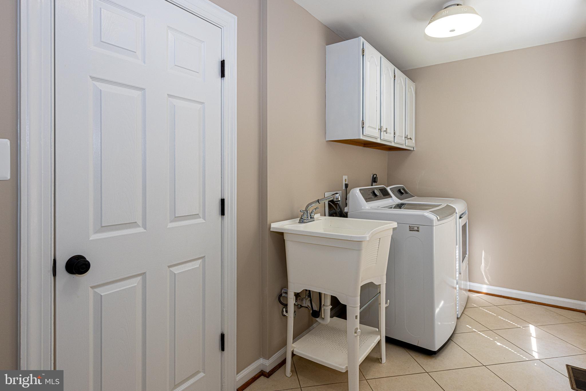 CROSSPOINTE - Residential