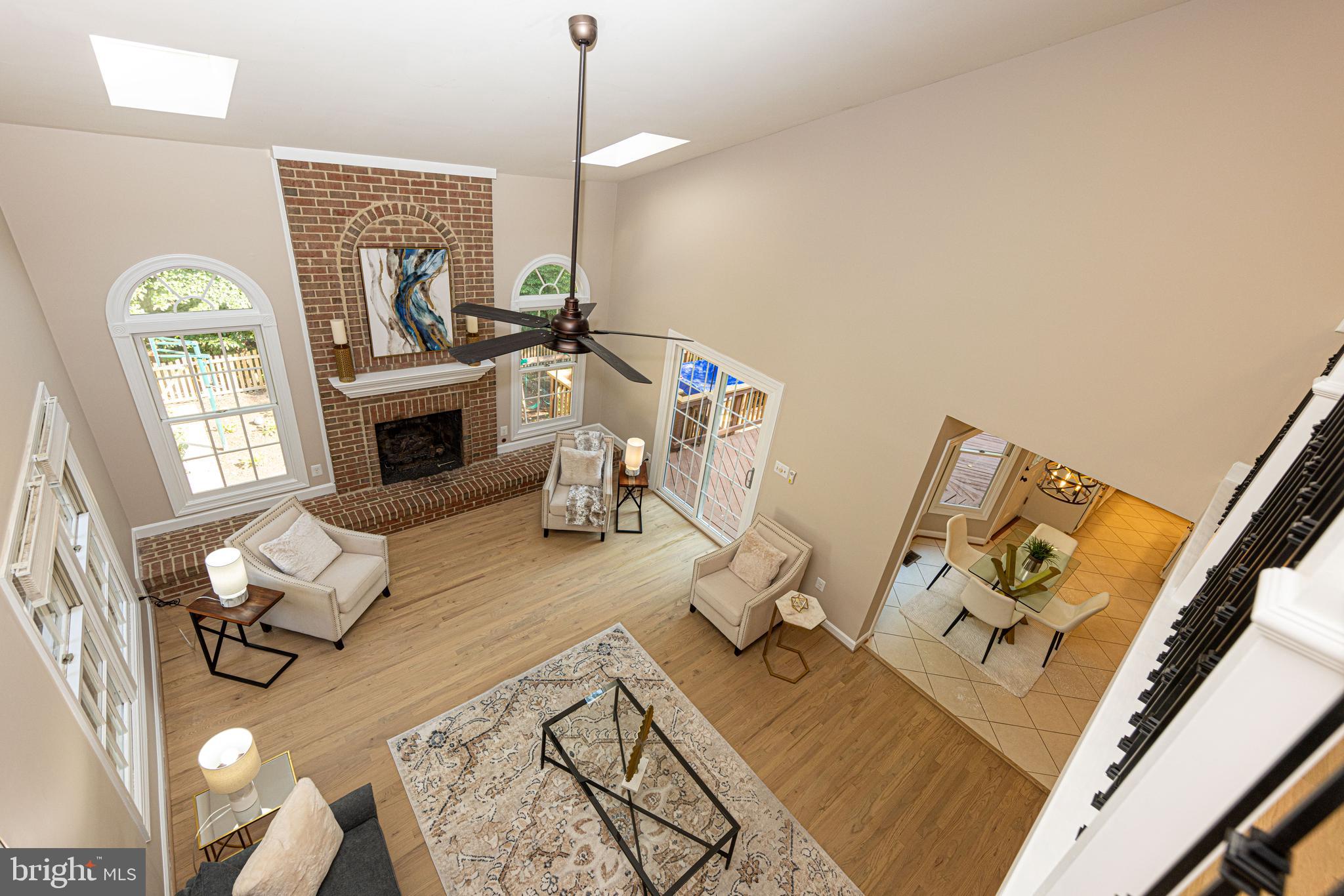 CROSSPOINTE - Residential