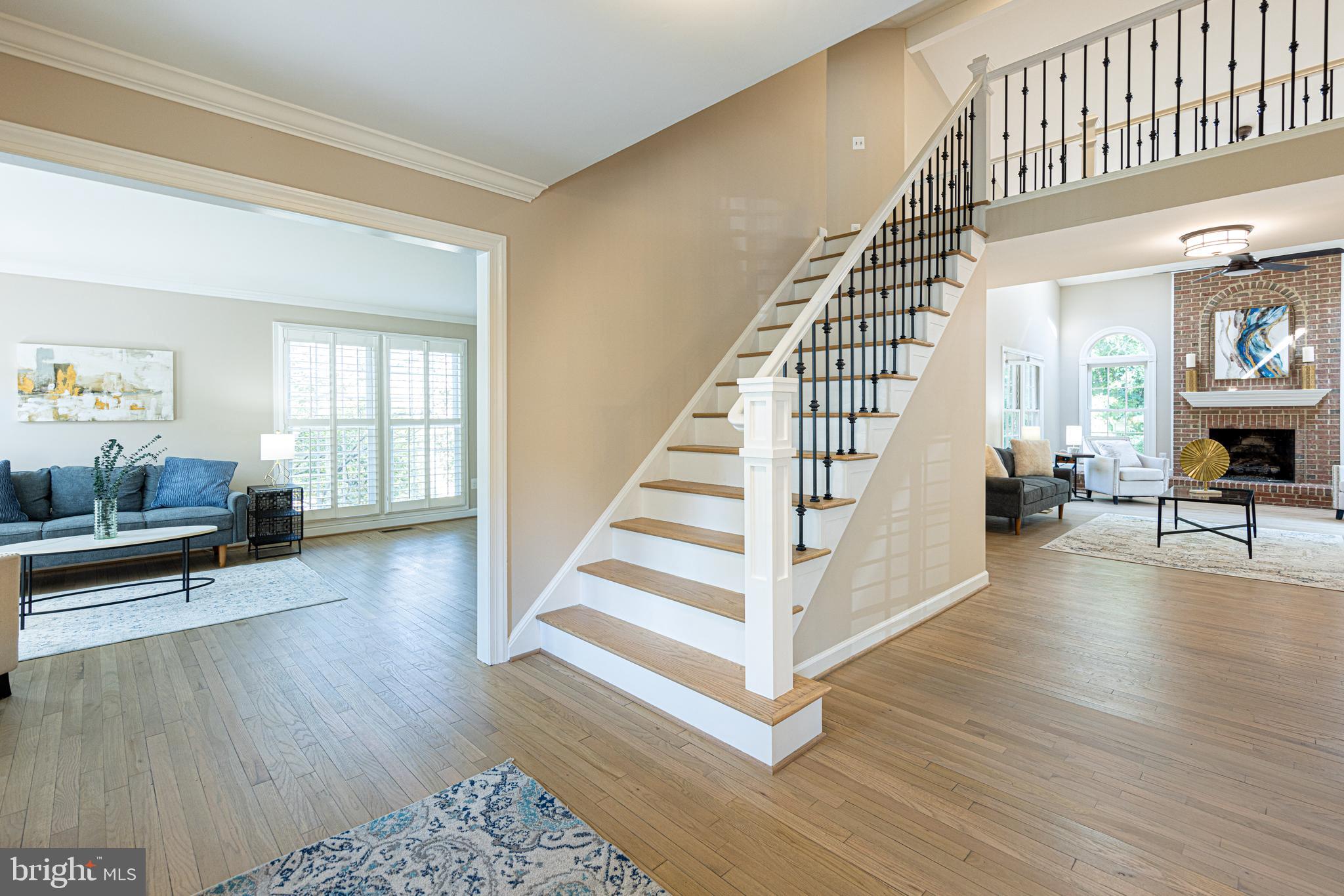 CROSSPOINTE - Residential