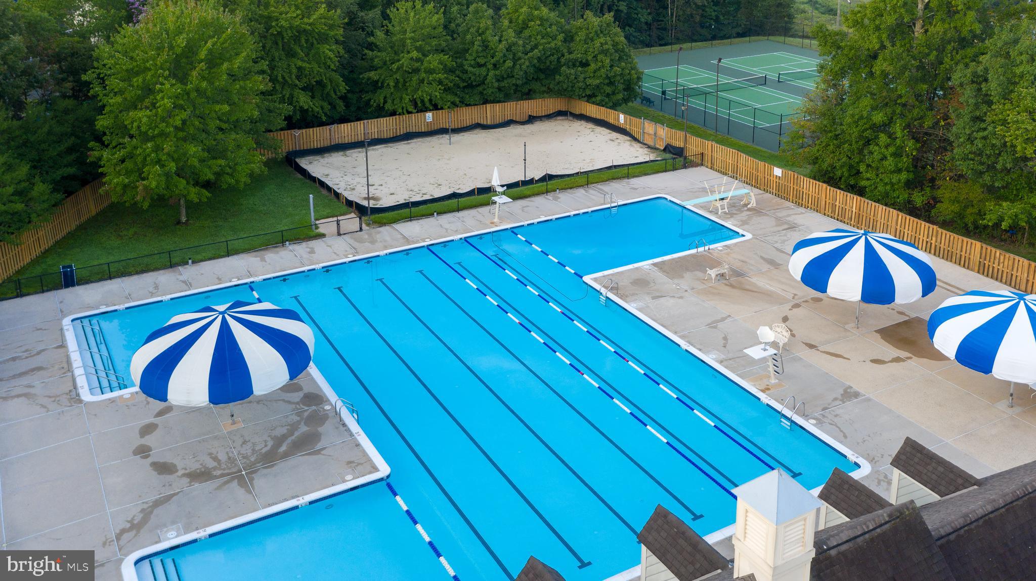 CROSSPOINTE - Residential