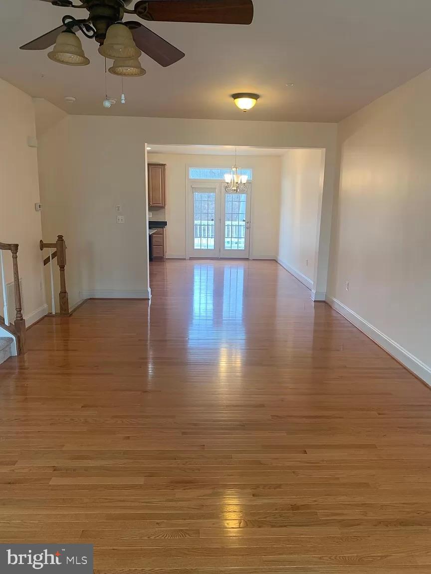 DEEP CREEK VILLAGE - Residential Lease