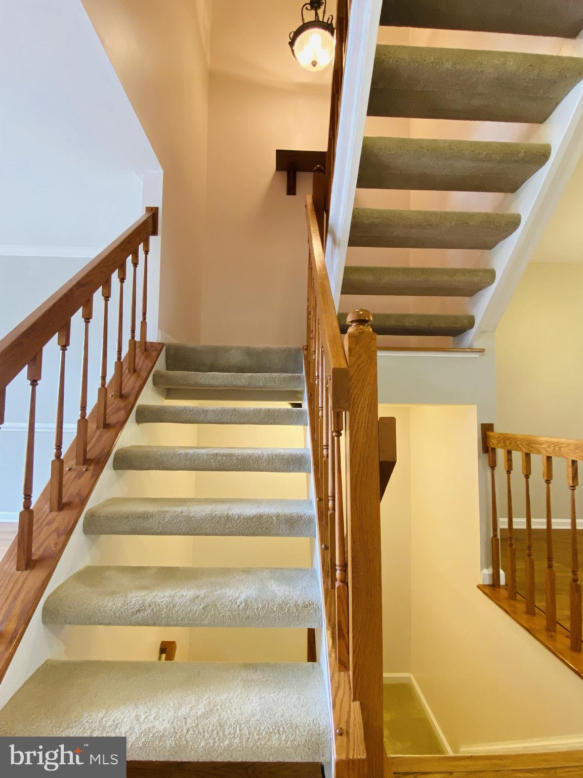 ROLLING BROOK - Residential Lease