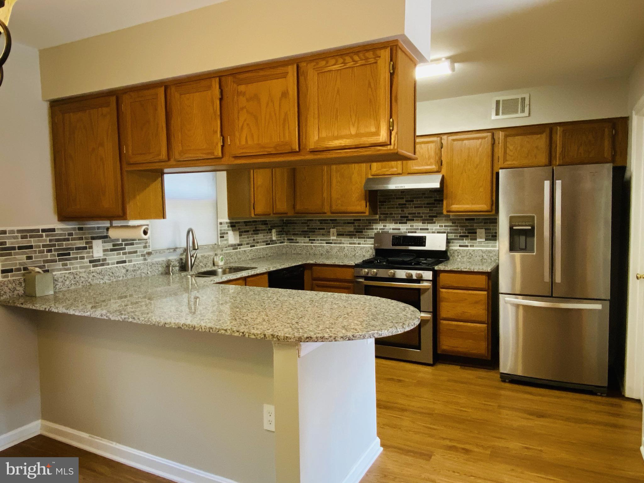 ROLLING BROOK - Residential Lease