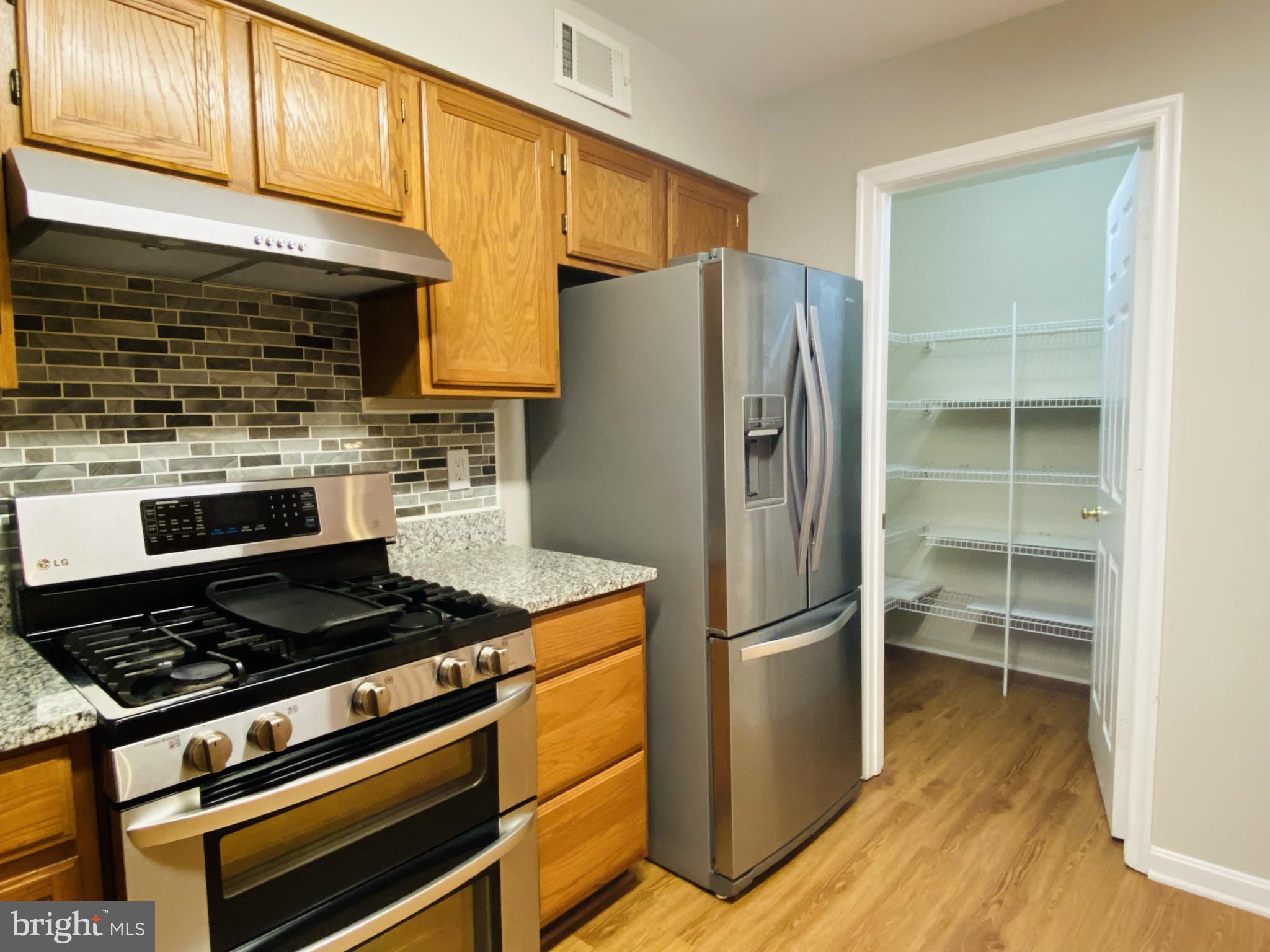 ROLLING BROOK - Residential Lease