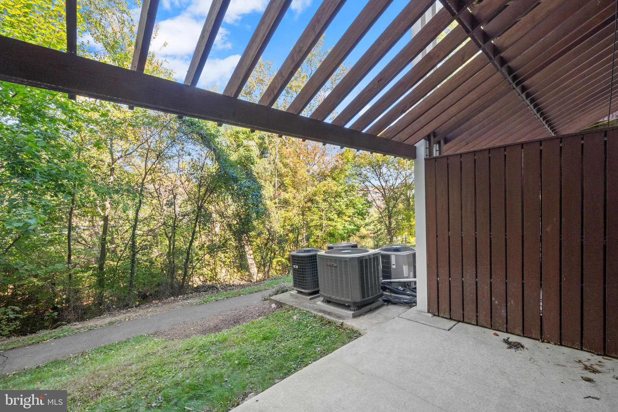 FAIR HILL - Residential