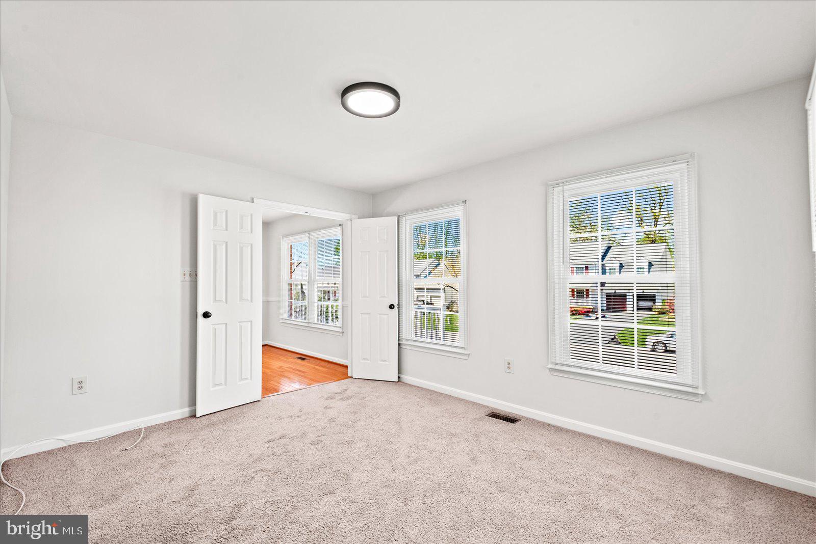 THE MANORS OF PARK RIDGE - Residential