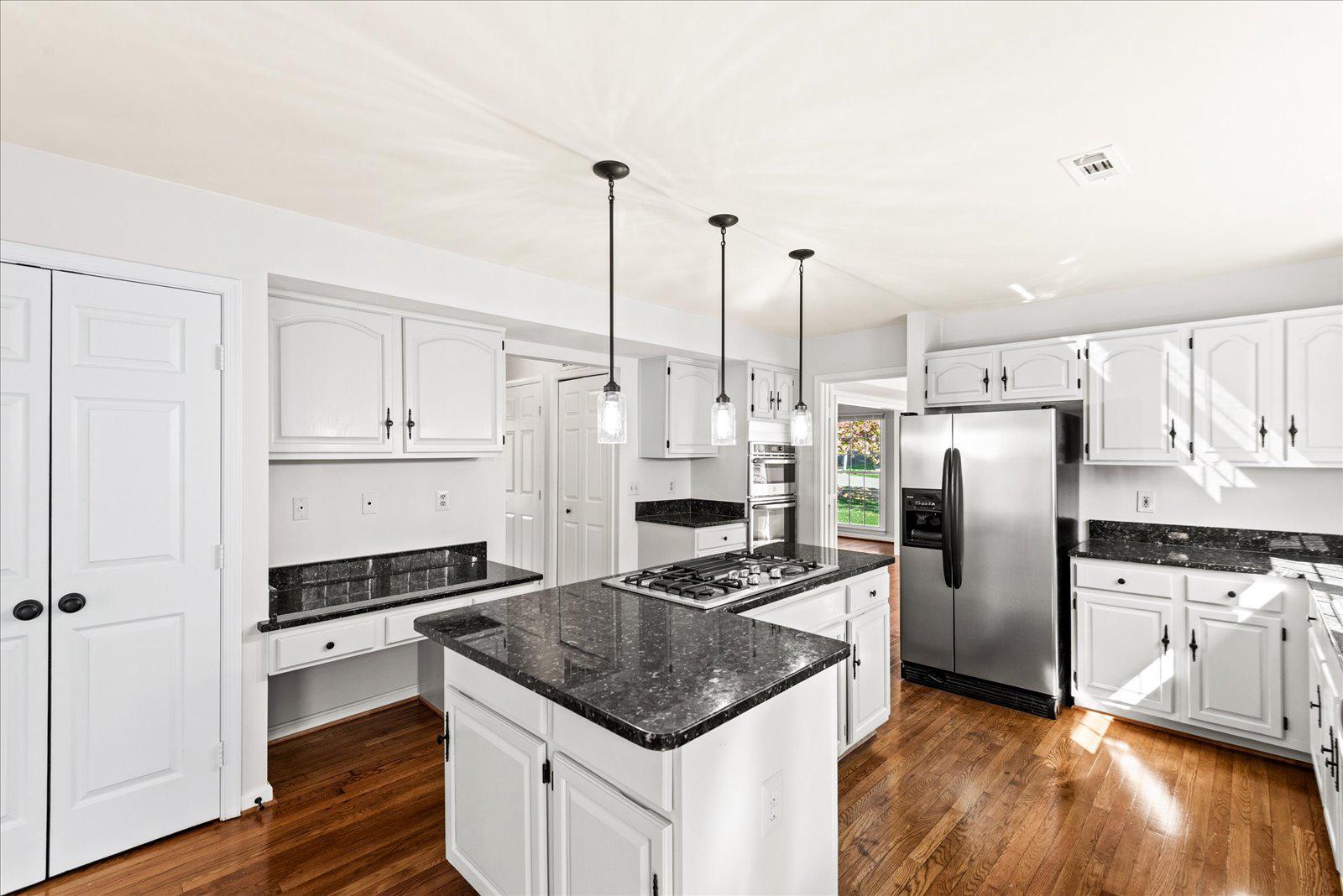 THE MANORS OF PARK RIDGE - Residential