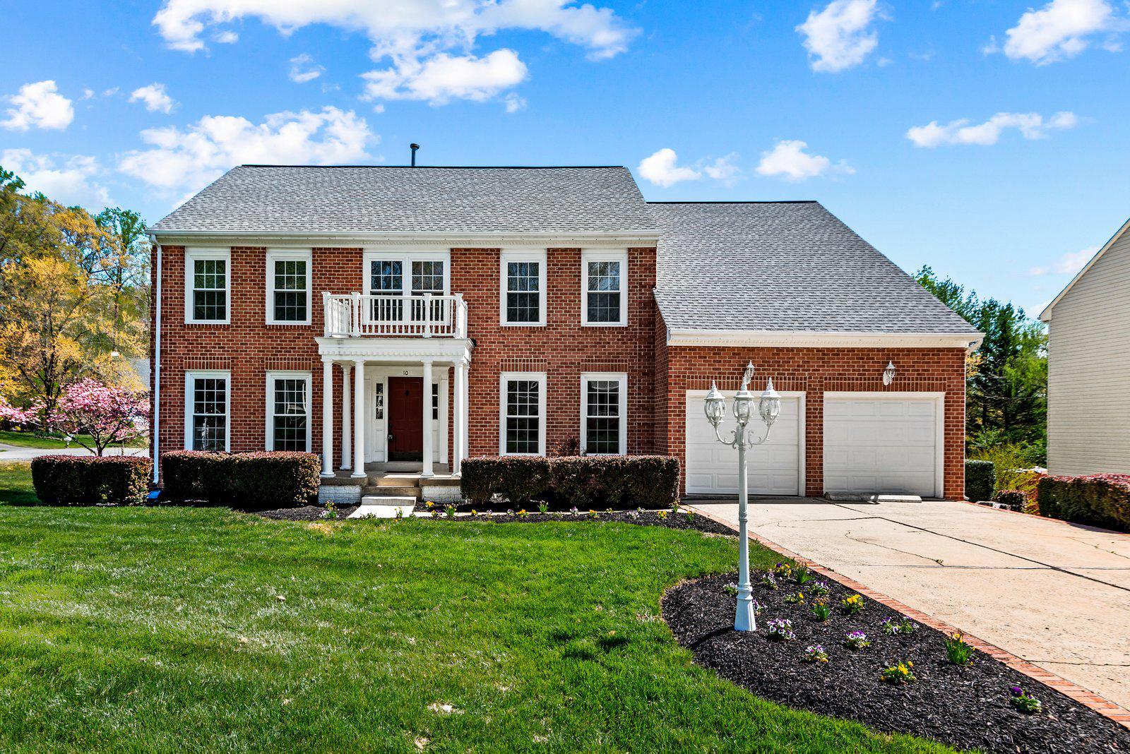 THE MANORS OF PARK RIDGE - Residential