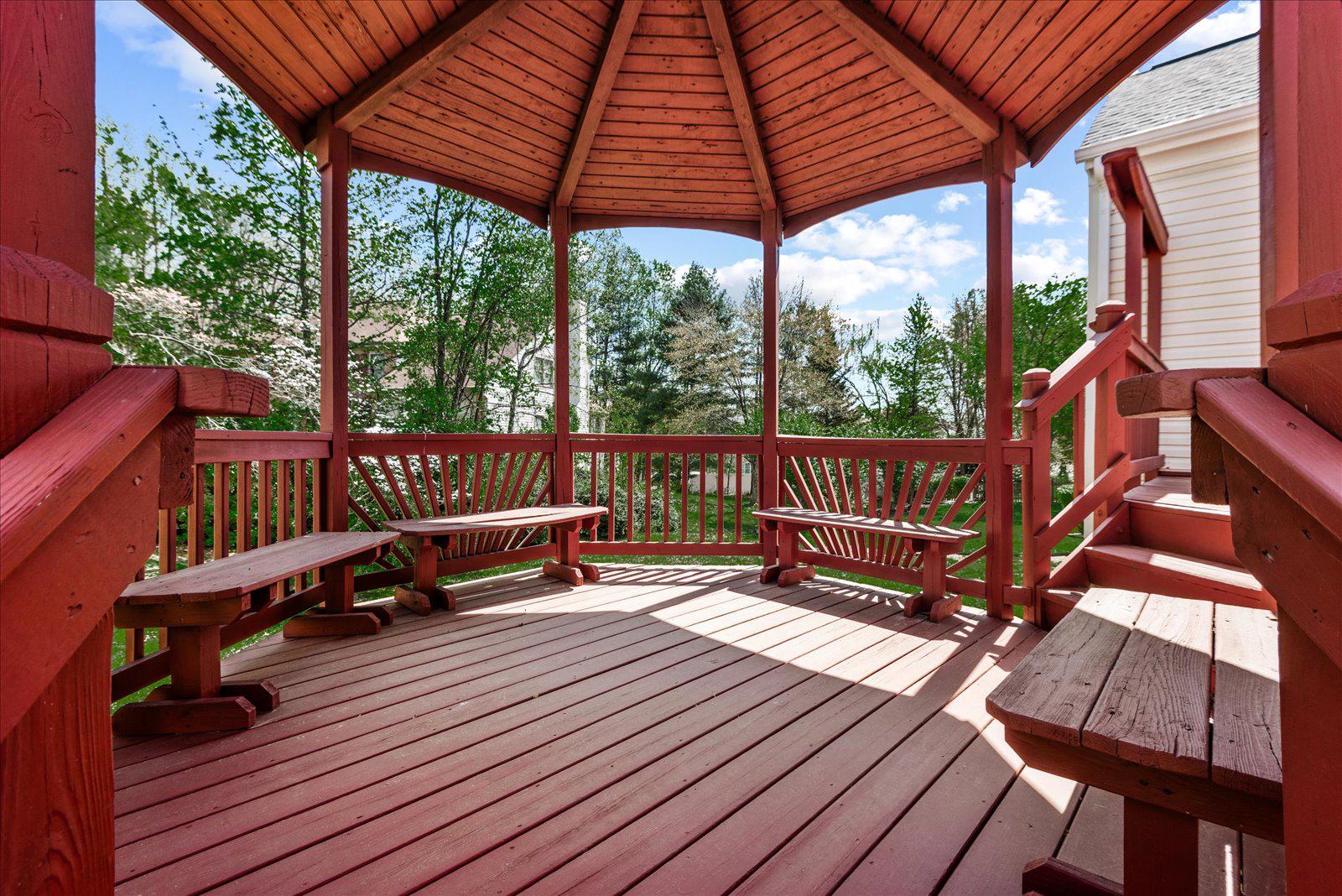 THE MANORS OF PARK RIDGE - Residential